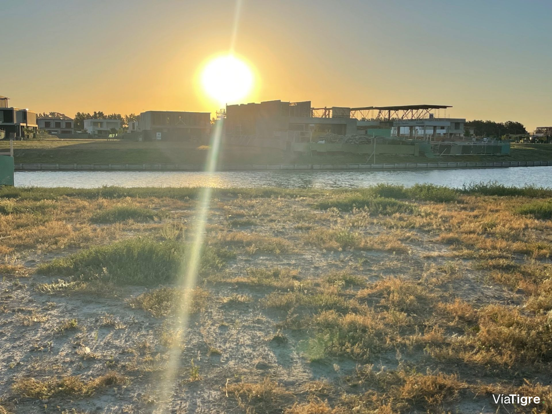 Lote en Venta al Lago Central Los Puentes Nordelta