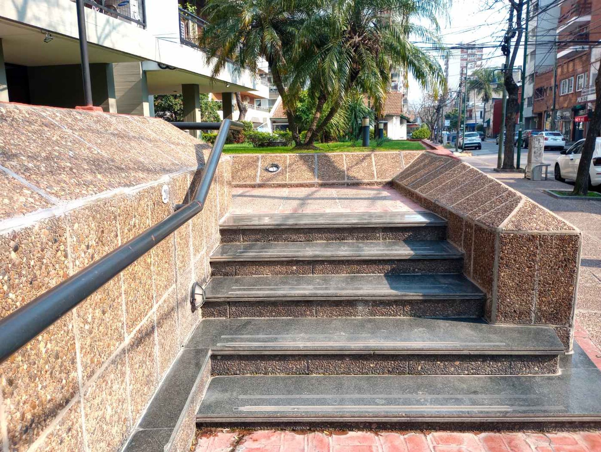 Venta Depto. 4 Ambientes Martinez Con Renta