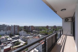 Depto En Venta Cuatro Amb. Martinez , Con Renta