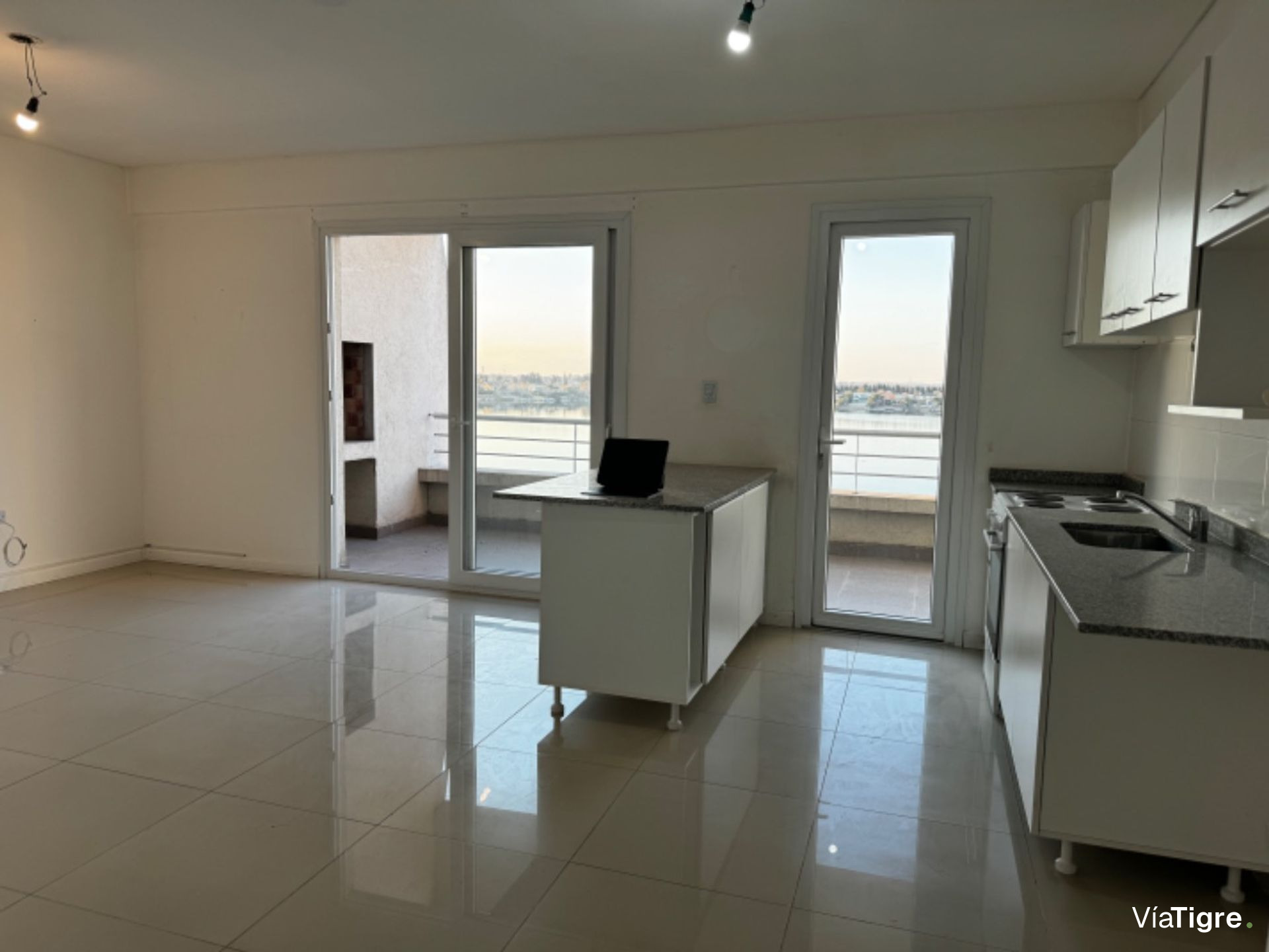 Departamento 3 ambientes en venta cochera y balcon