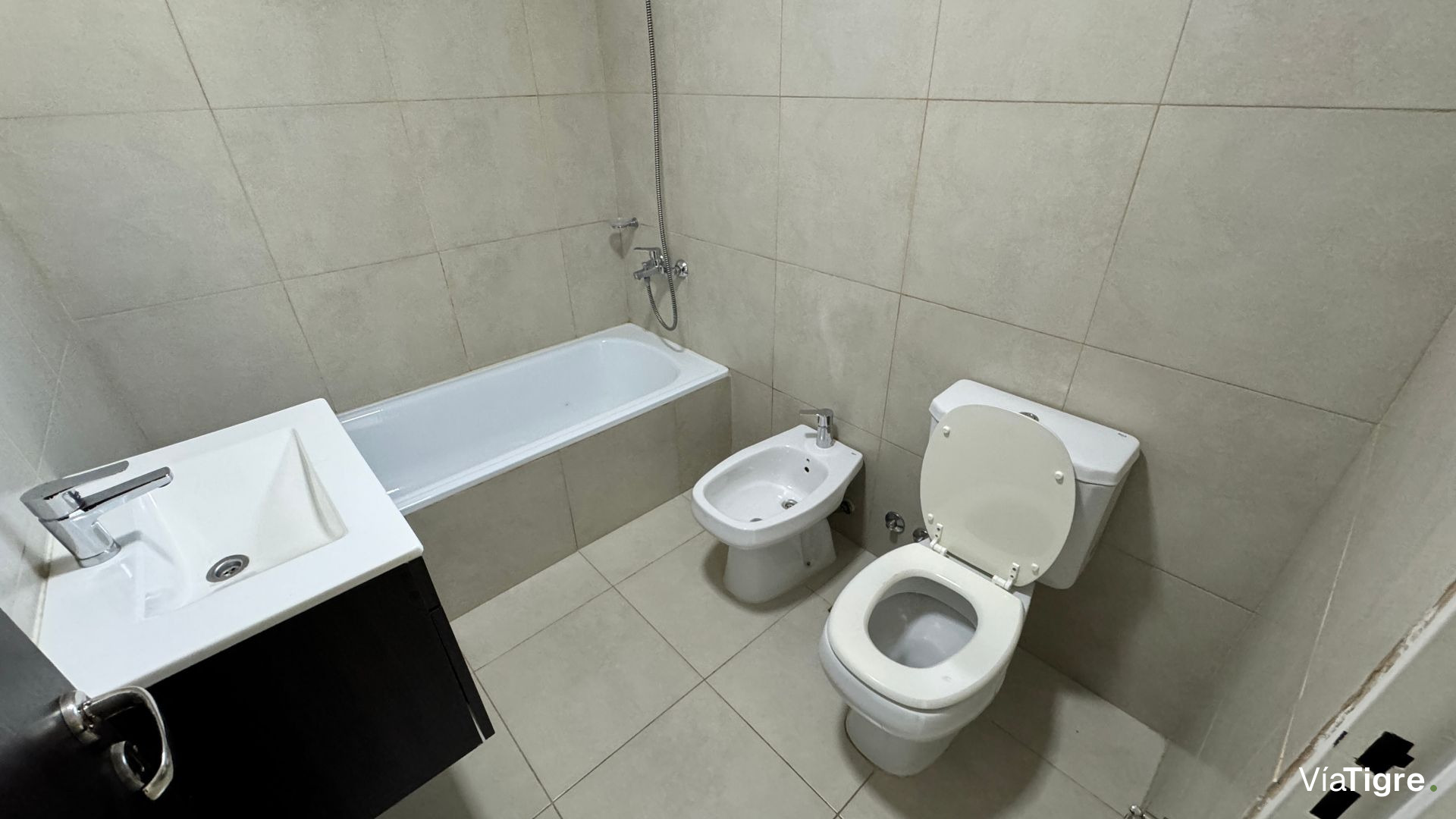 Departamento 3 ambientes en venta cochera y balcon
