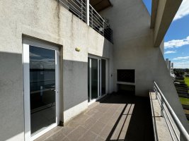 Departamento 3 ambientes en venta cochera y balcon