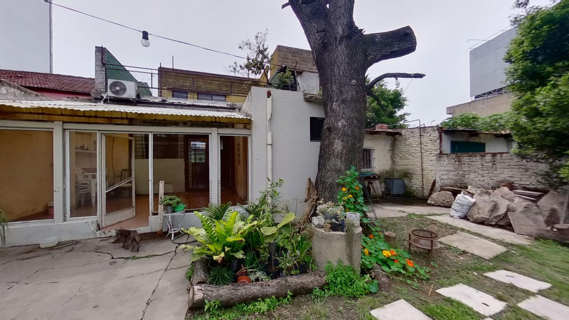 CASA EN VENTA 7 AMBIENTES DON TORCUATO LOTE 10x40