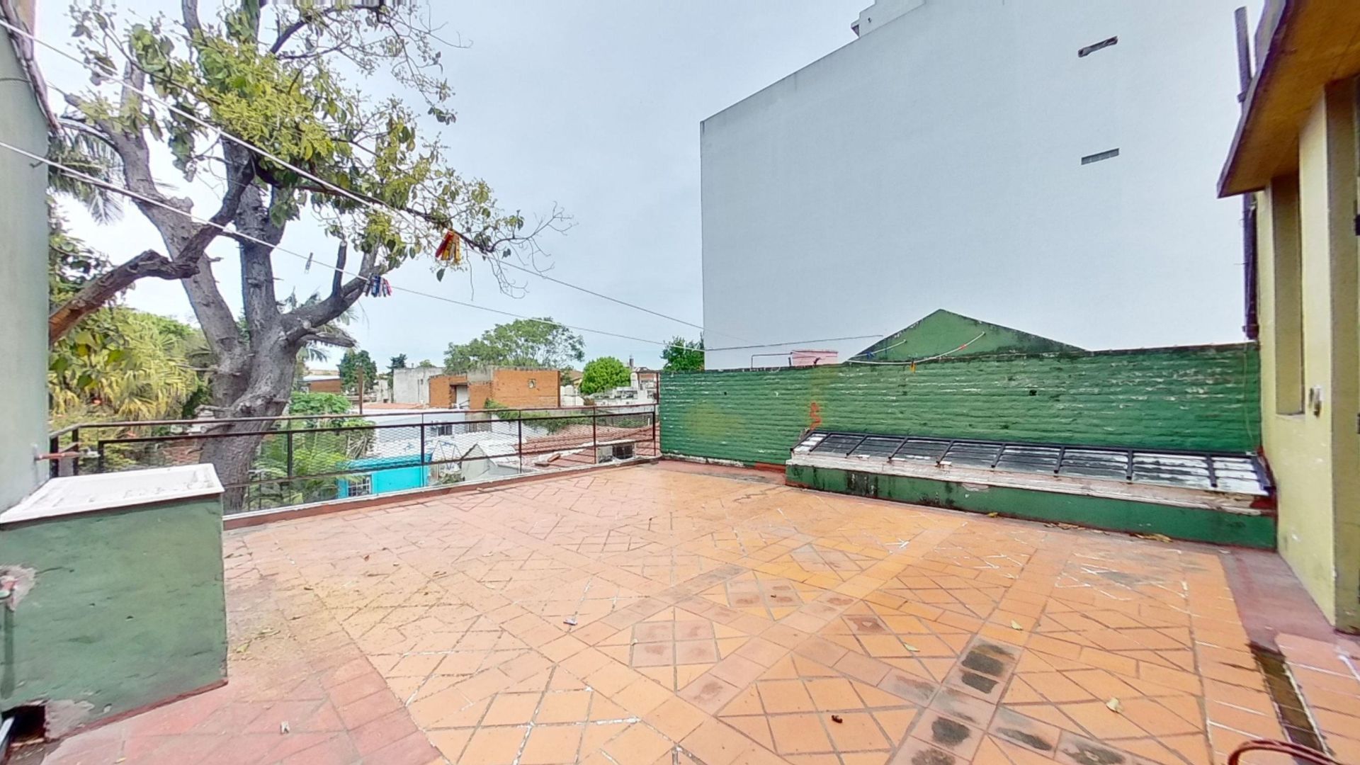 CASA EN VENTA 7 AMBIENTES DON TORCUATO LOTE 10x40