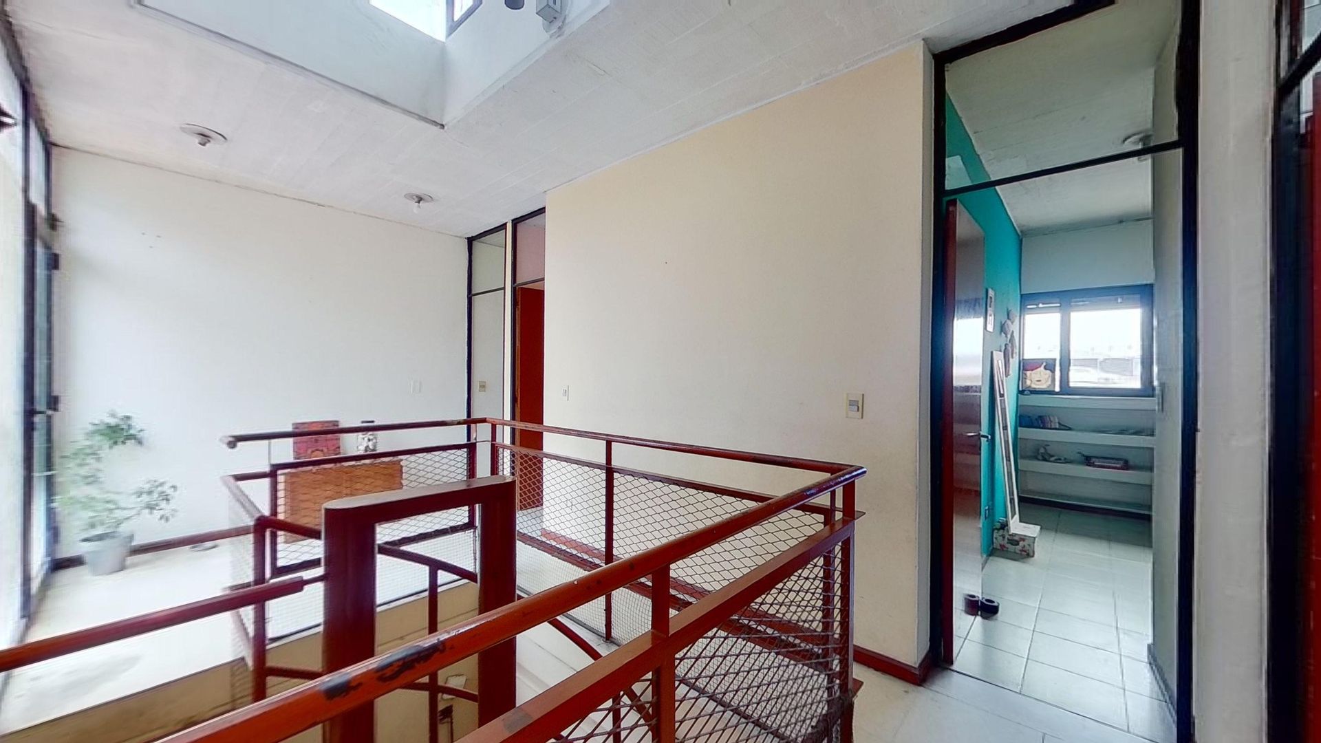 CASA EN VENTA 7 AMBIENTES DON TORCUATO LOTE 10x40
