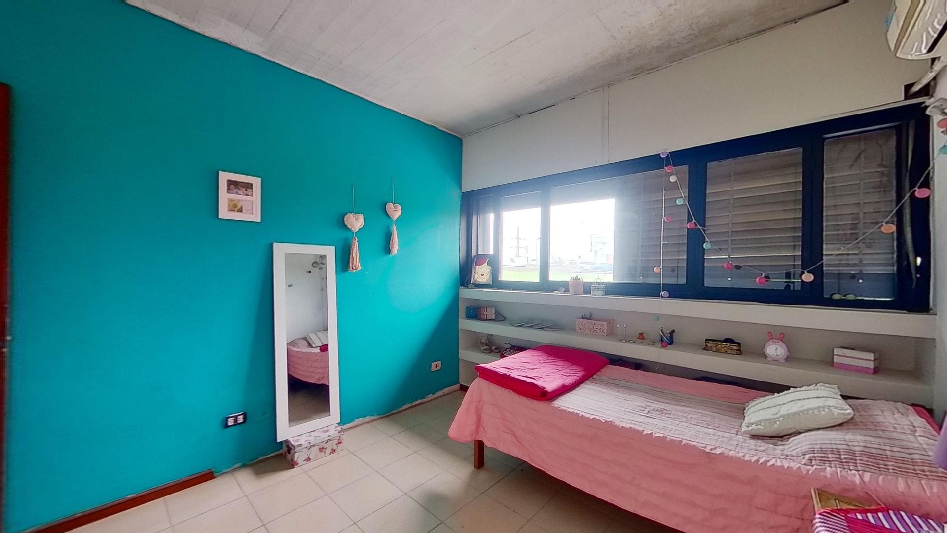 CASA EN VENTA 7 AMBIENTES DON TORCUATO LOTE 10x40
