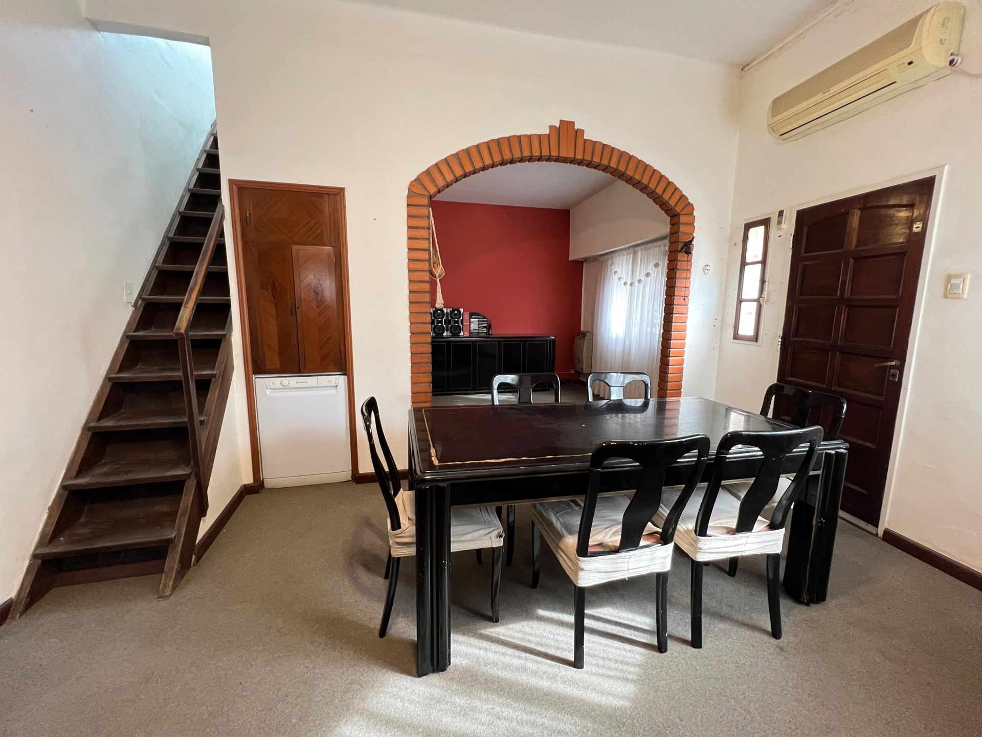 Venta Casa Multifamiliar En Martínez Con Terraza