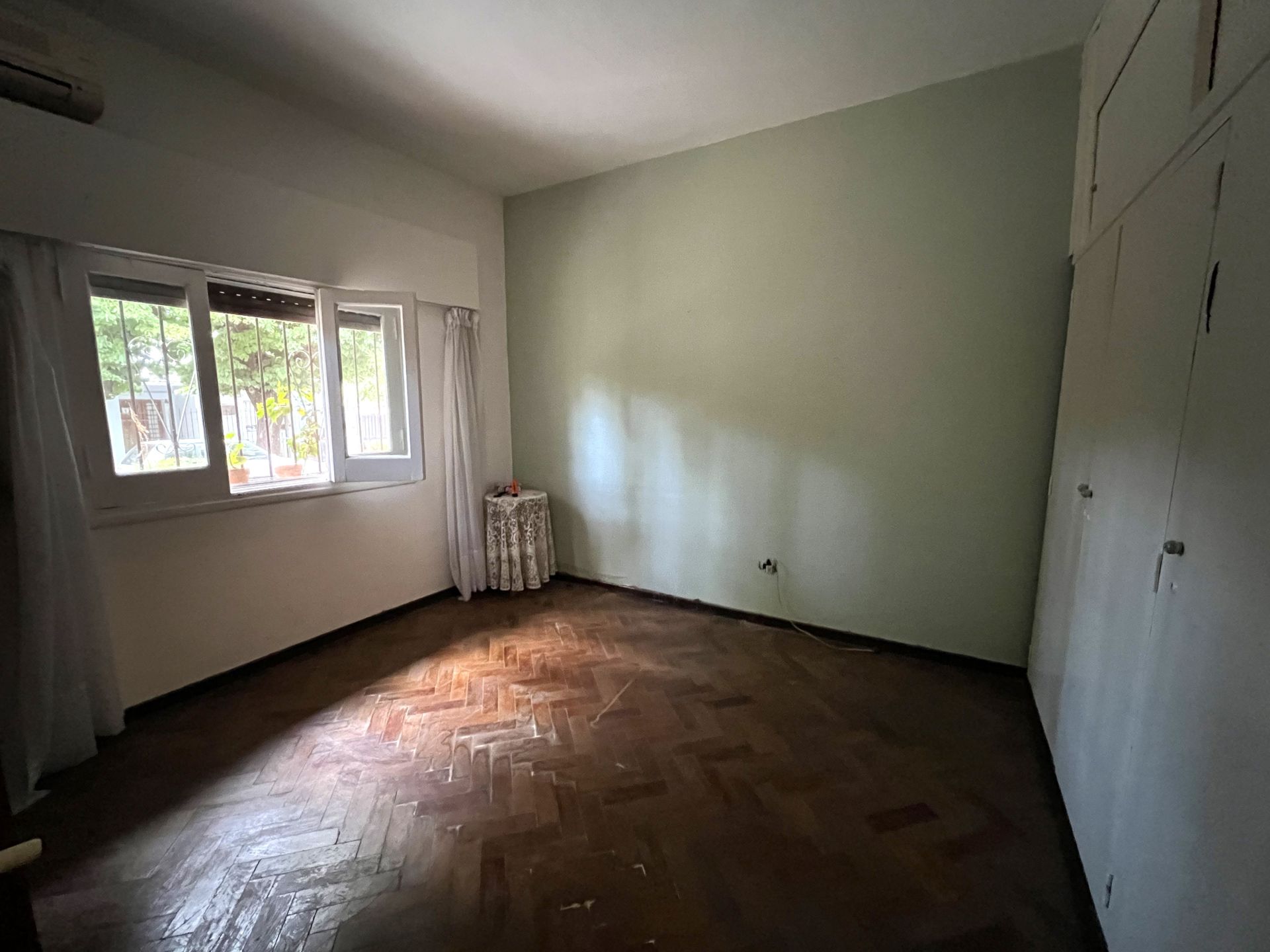 Venta Casa Multifamiliar En Martínez Con Terraza