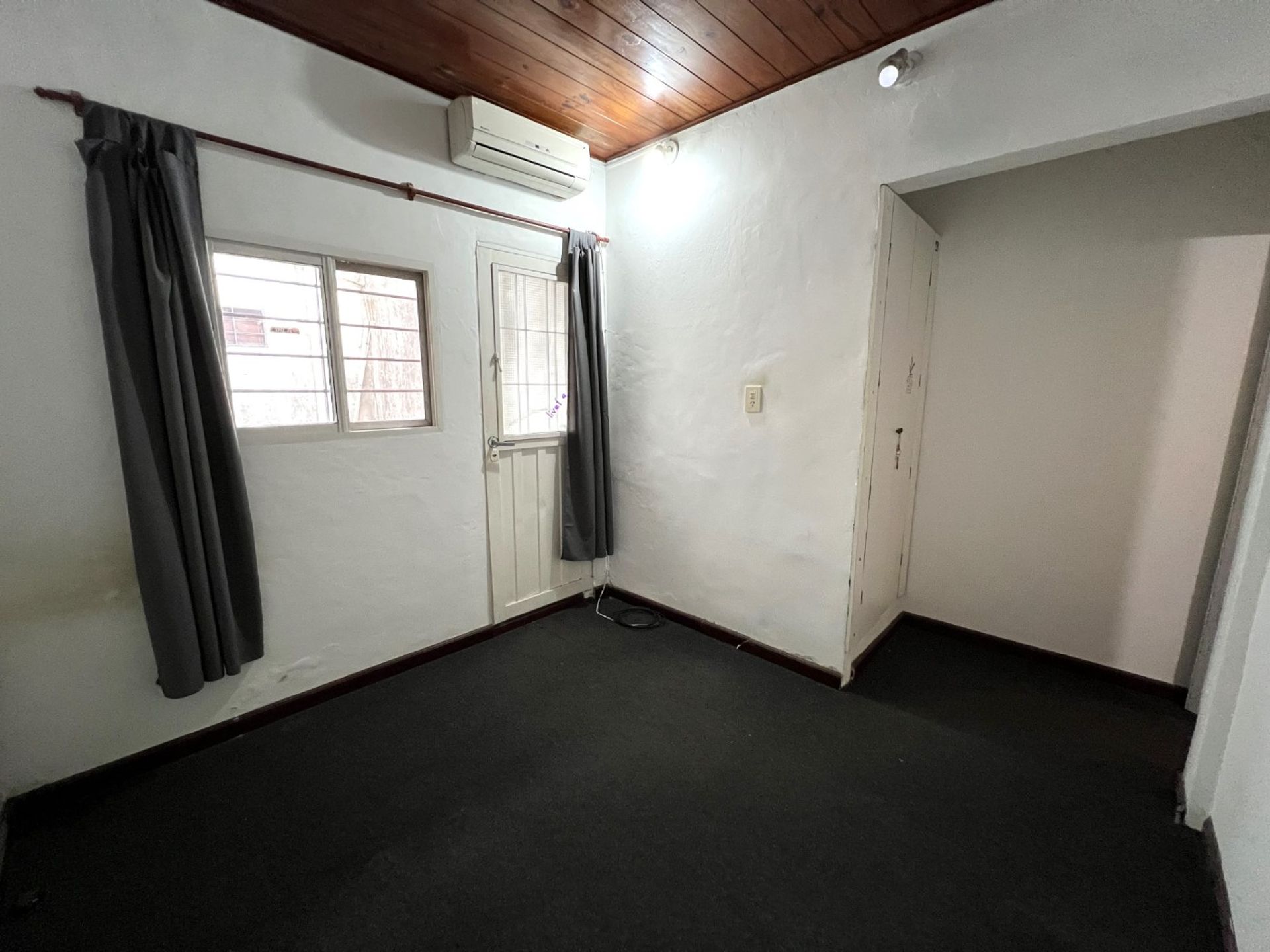 Venta Casa Multifamiliar En Martínez Con Terraza