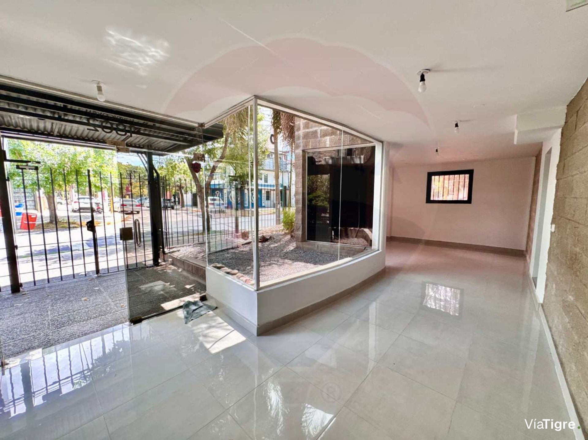 VENTA Oficina comercial vs usos Martinez