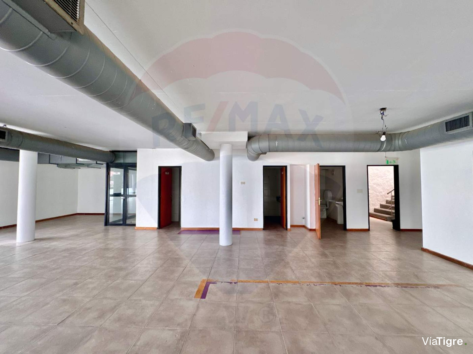 VENTA Oficina comercial vs usos Martinez