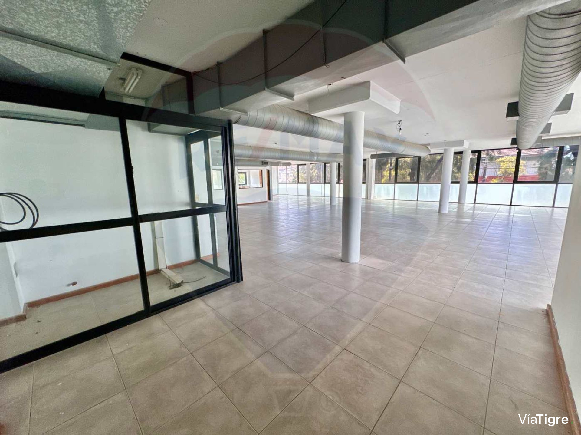 VENTA Oficina comercial vs usos Martinez