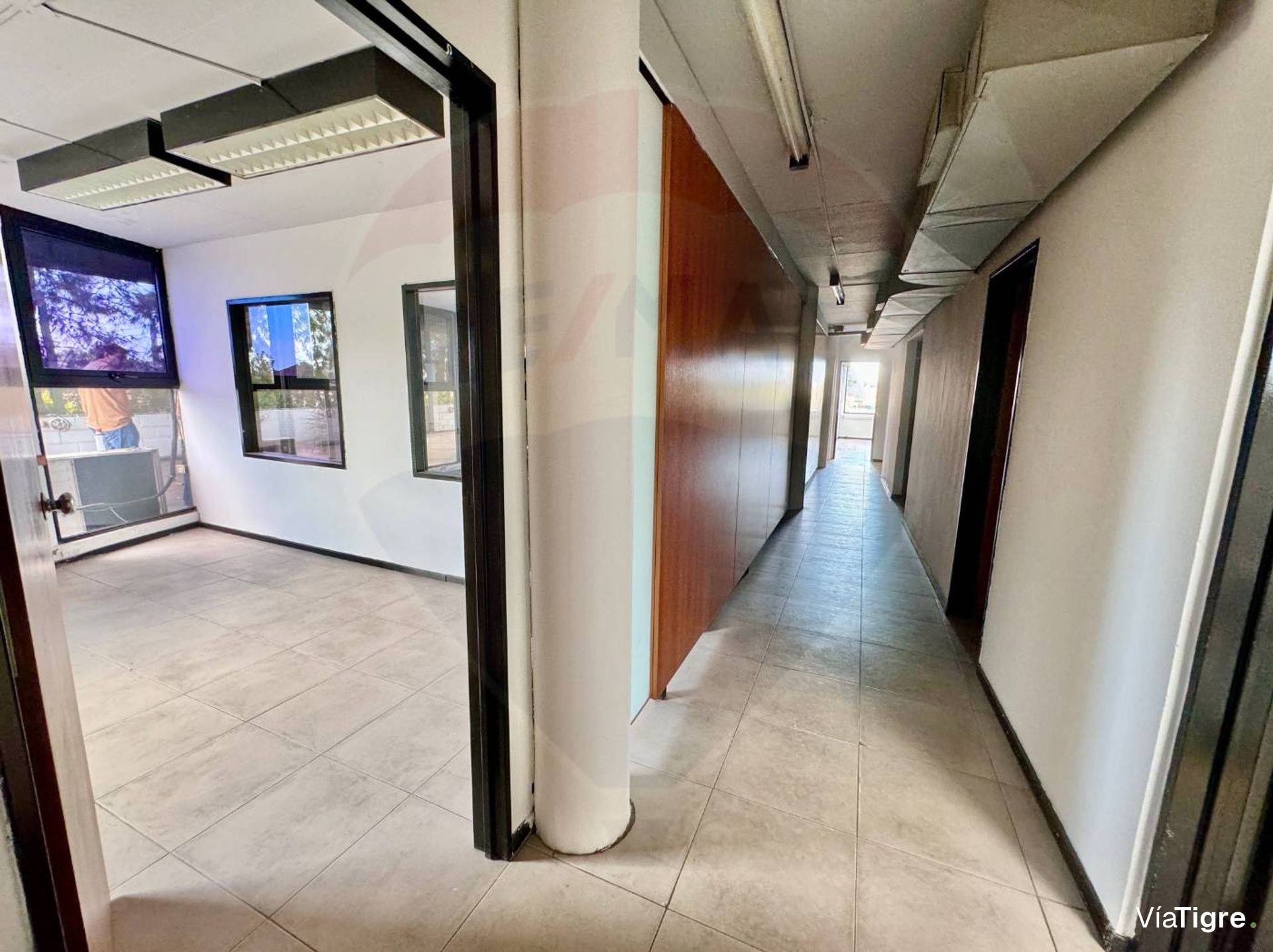 VENTA Oficina comercial vs usos Martinez