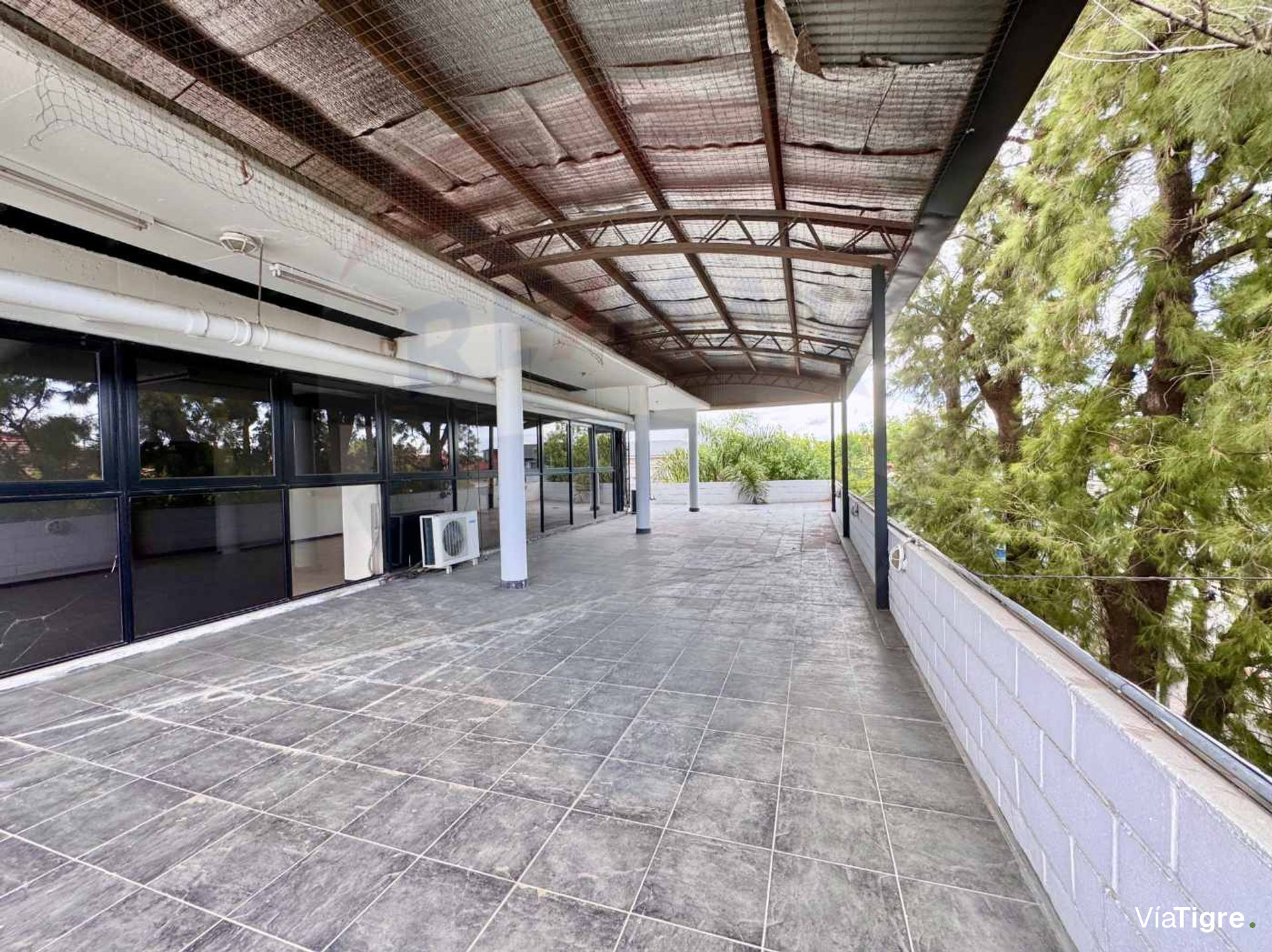VENTA Oficina comercial vs usos Martinez