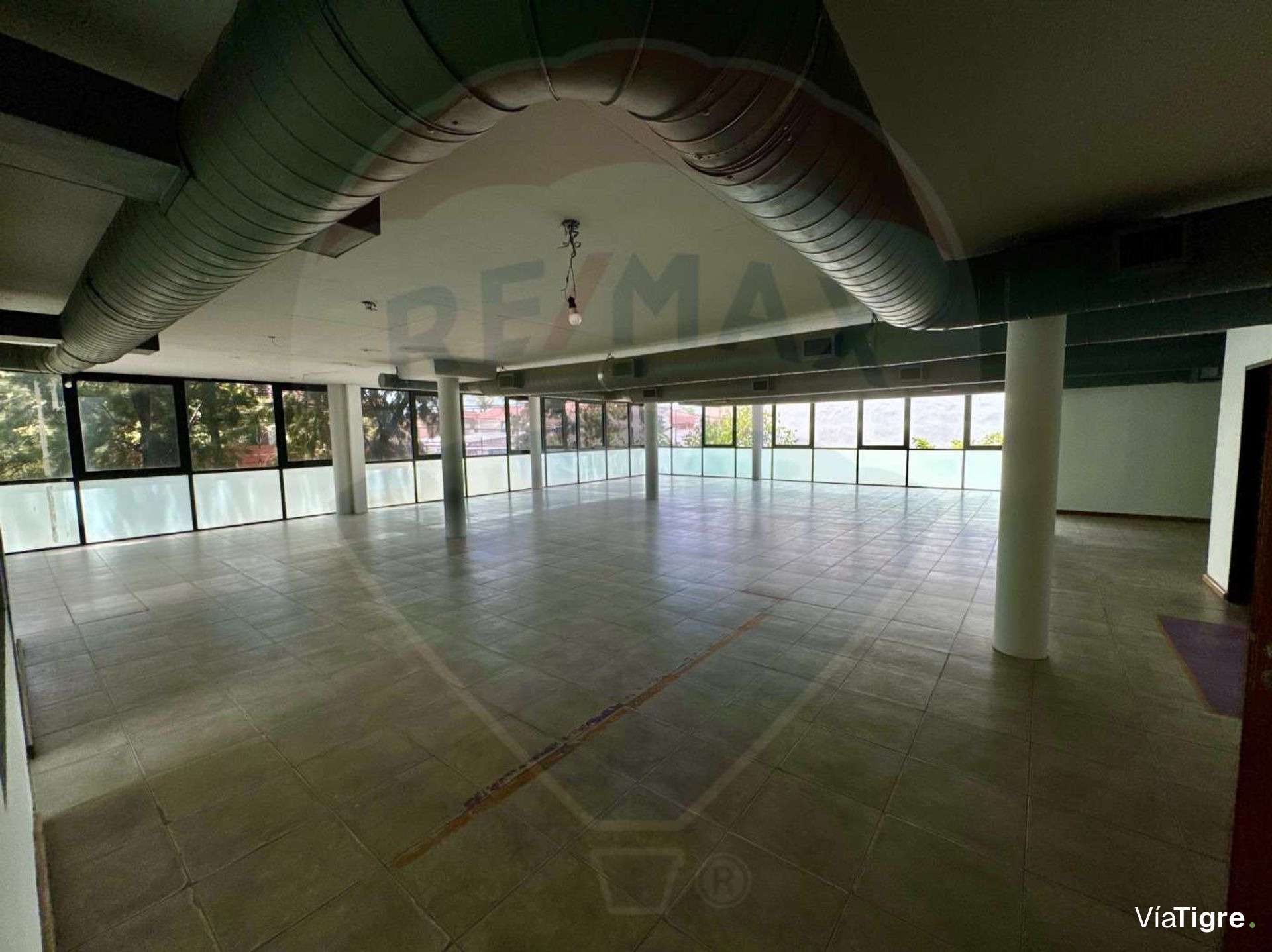 VENTA Oficina comercial vs usos Martinez