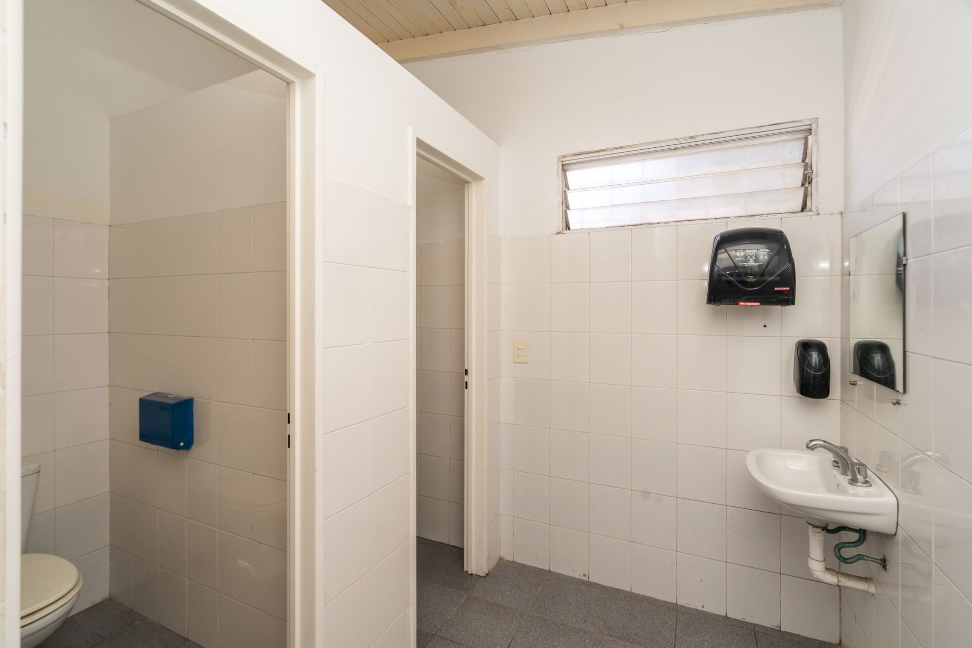 Casa En Venta- Uso Comercial-V.lopez