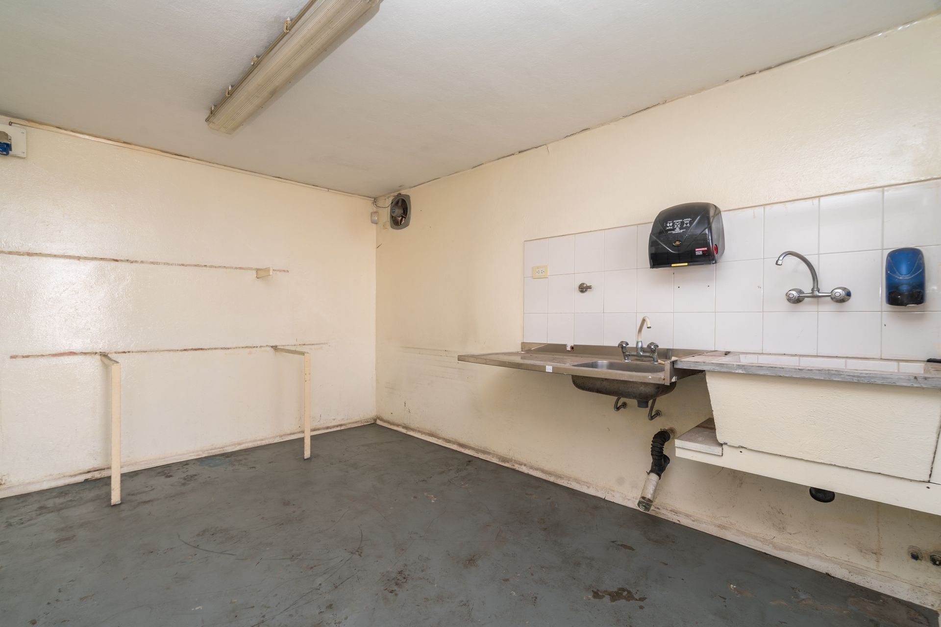 Casa En Venta- Uso Comercial-V.lopez