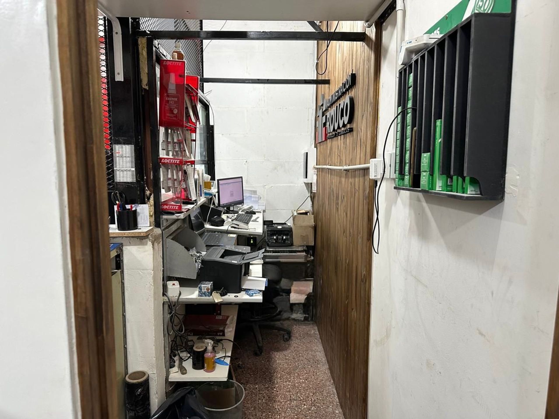 Pasionaria Martínez, 3 amb., Martínez