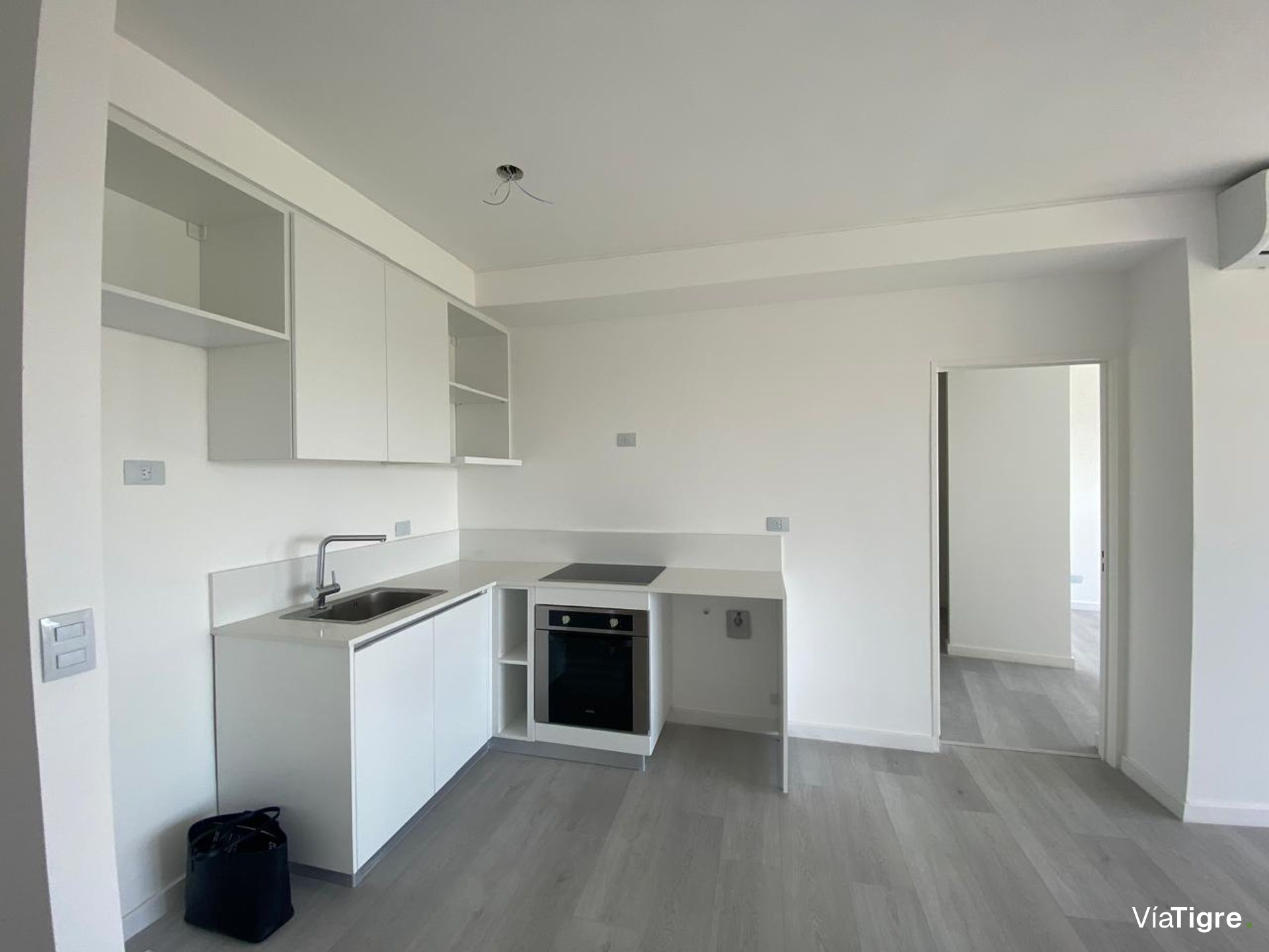 Depto 2 ambientes ALQUILER Remeros Beach c/cochera