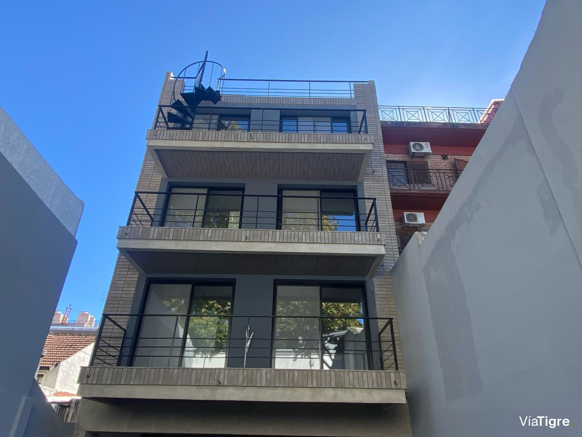 Depto 2 ambientes ALQUILER Remeros Beach c/cochera