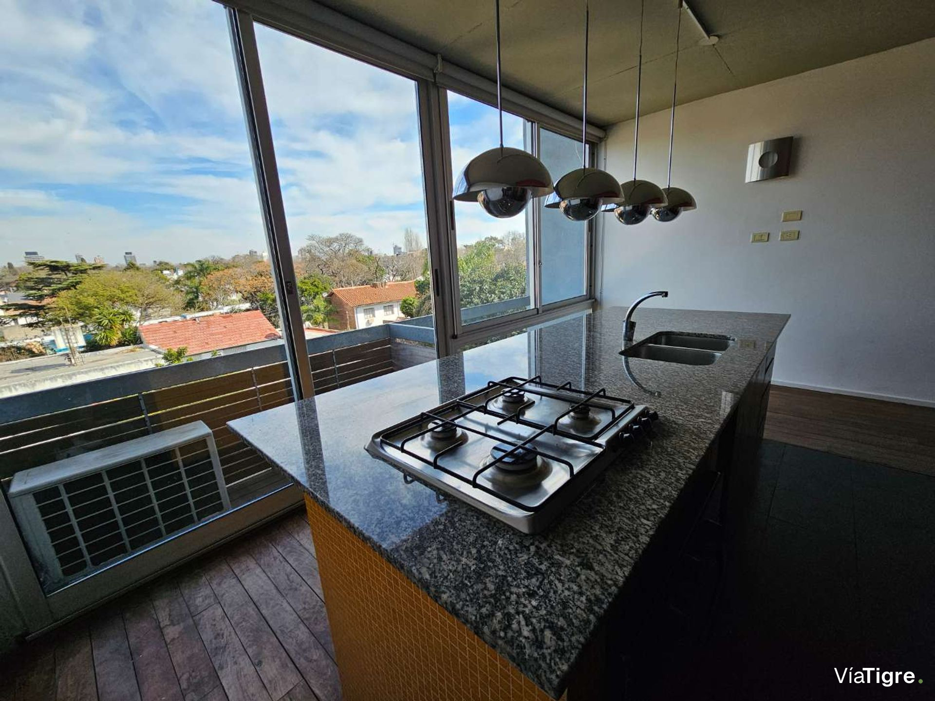 Venta Victoria 2 Amb Cochera Balcon Luminoso