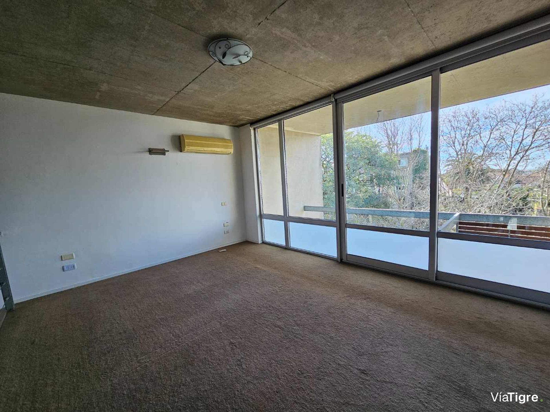 Venta Victoria 2 Amb Cochera Balcon Luminoso