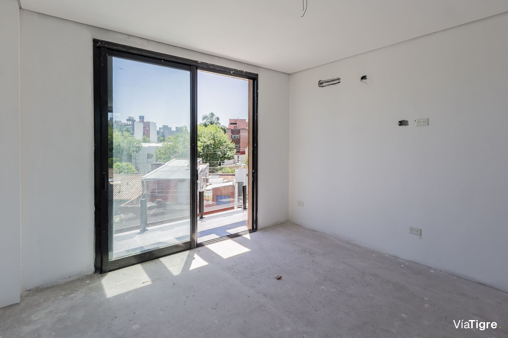 Venta Victoria 2 Amb Cochera Balcon Luminoso