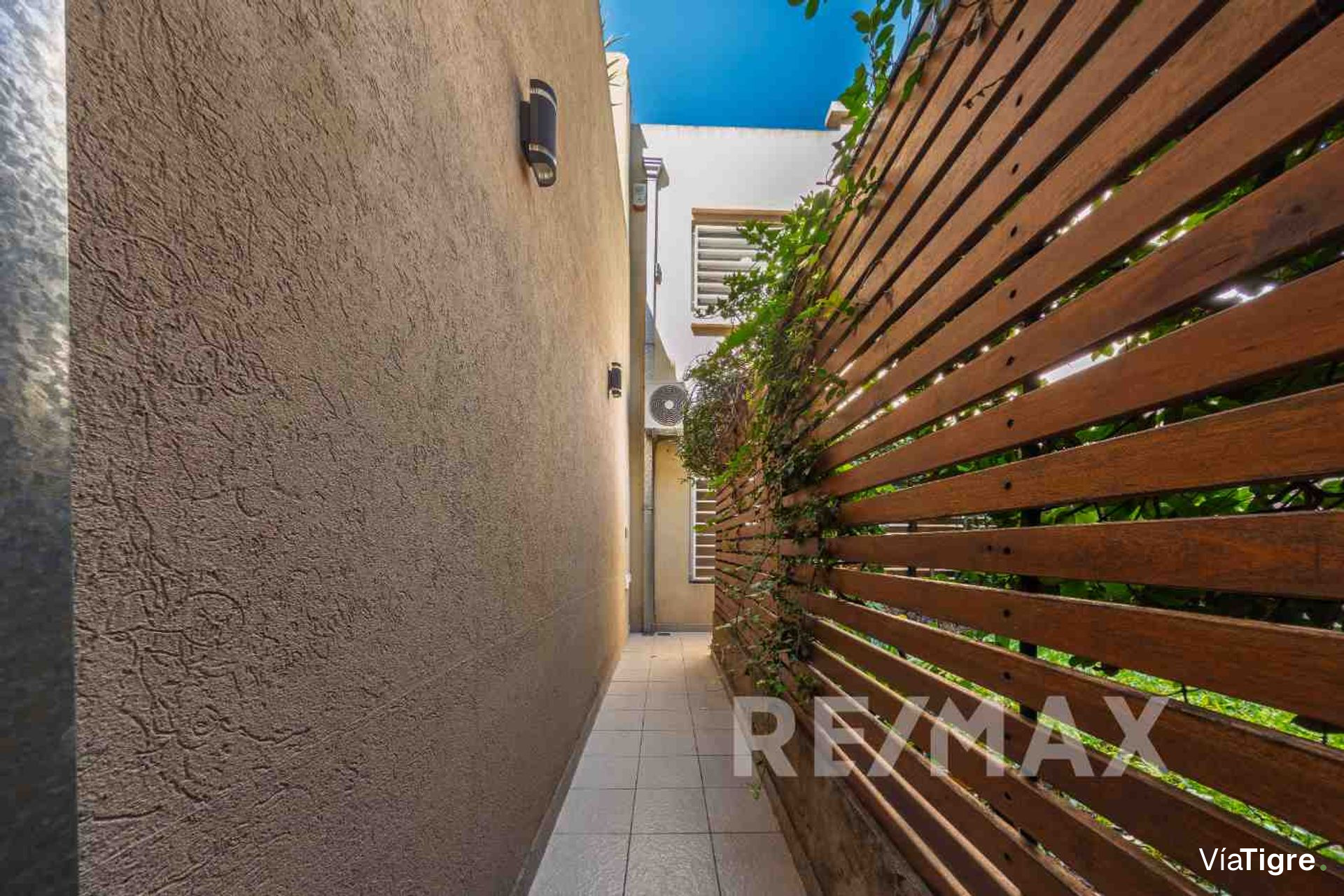 Venta Casa a Estrenar 4 Amb Terraza y Cochera
