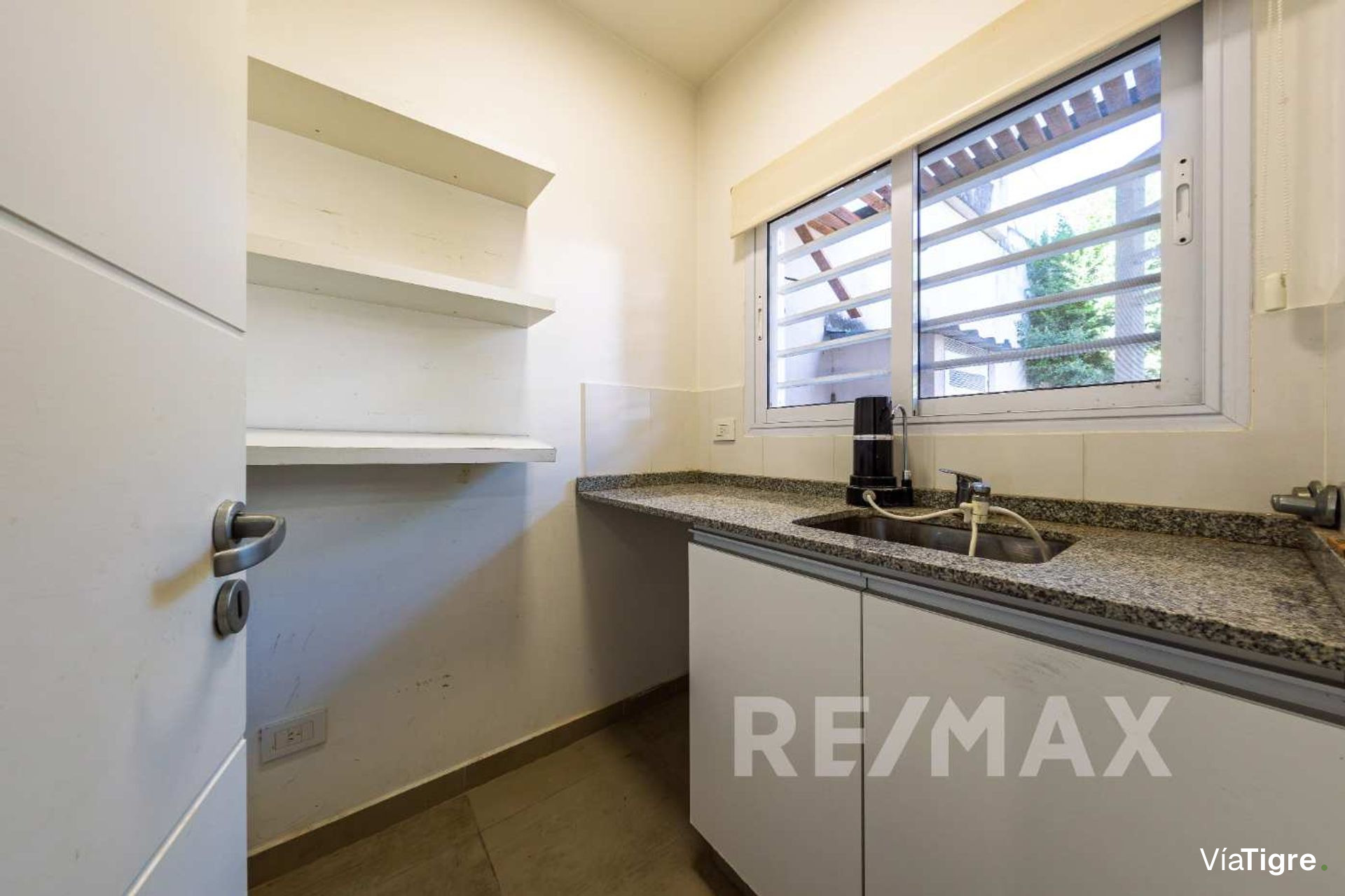 Venta Casa a Estrenar 4 Amb Terraza y Cochera