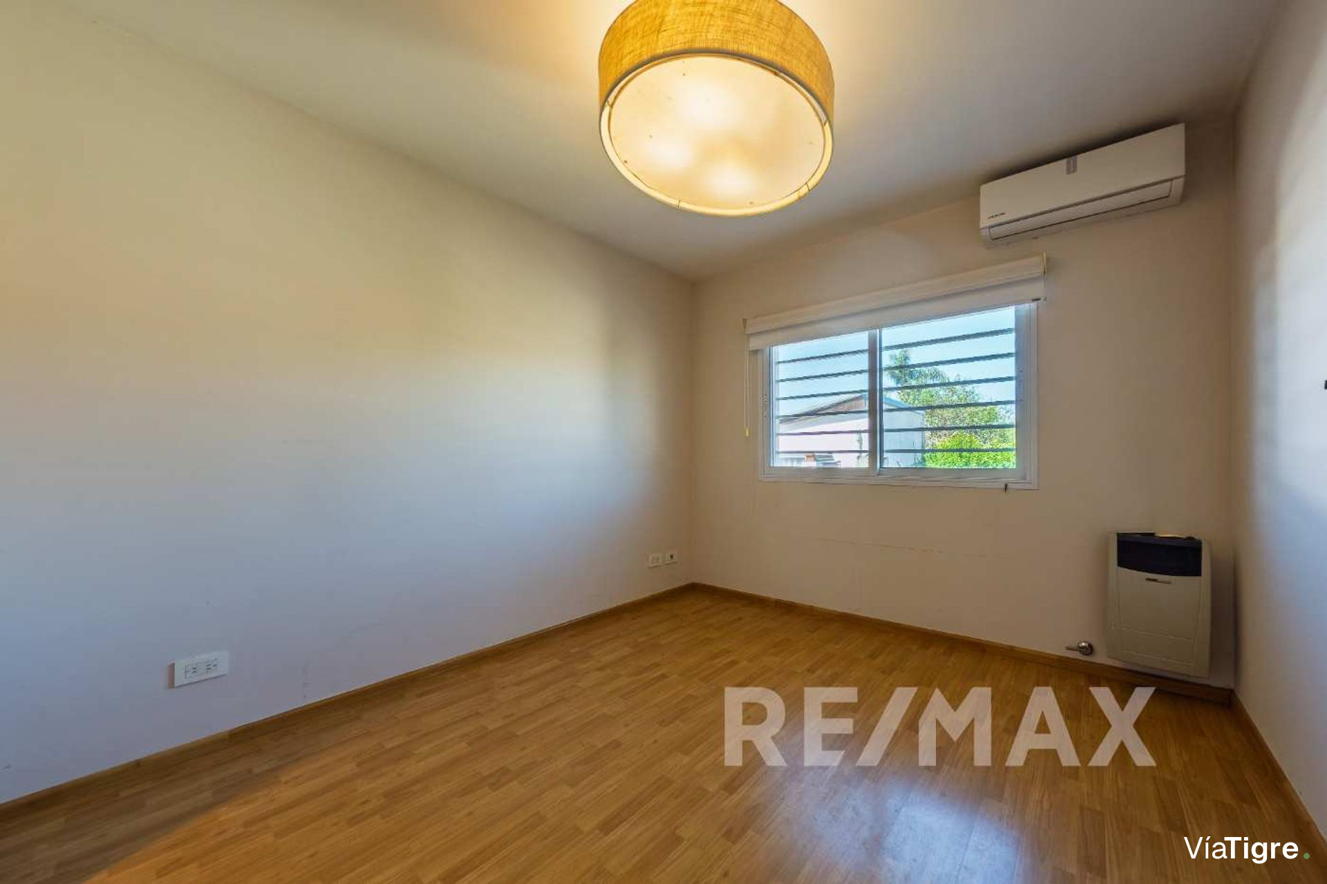Venta Casa a Estrenar 4 Amb Terraza y Cochera