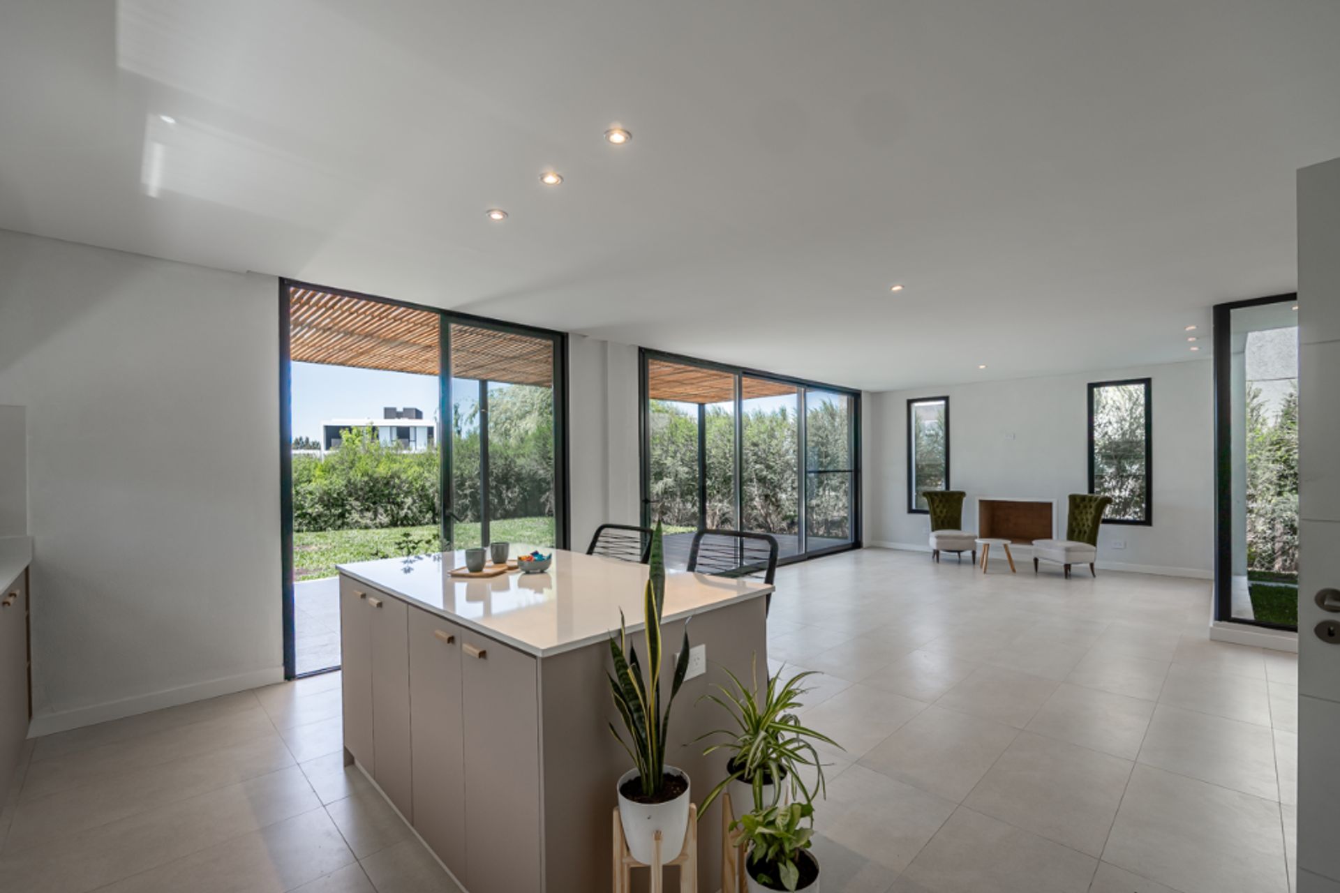 VENTA CASA A ESTRENAR 5 amb. Barrio Carpinchos