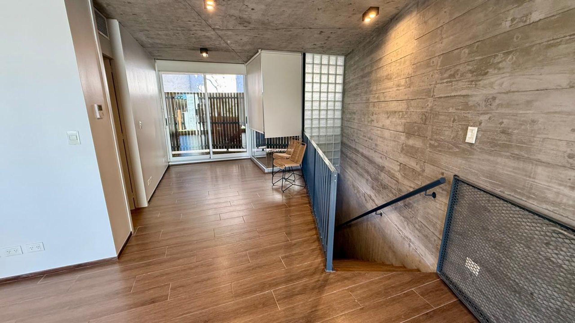 VENTA CASA A ESTRENAR 5 amb. Barrio Carpinchos