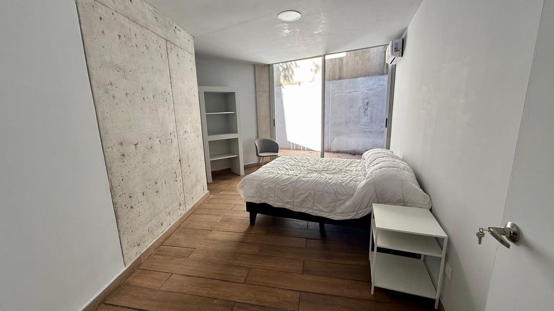 VENTA CASA A ESTRENAR 5 amb. Barrio Carpinchos