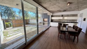 VENTA CASA A ESTRENAR 4 amb. Barrio Carpinchos