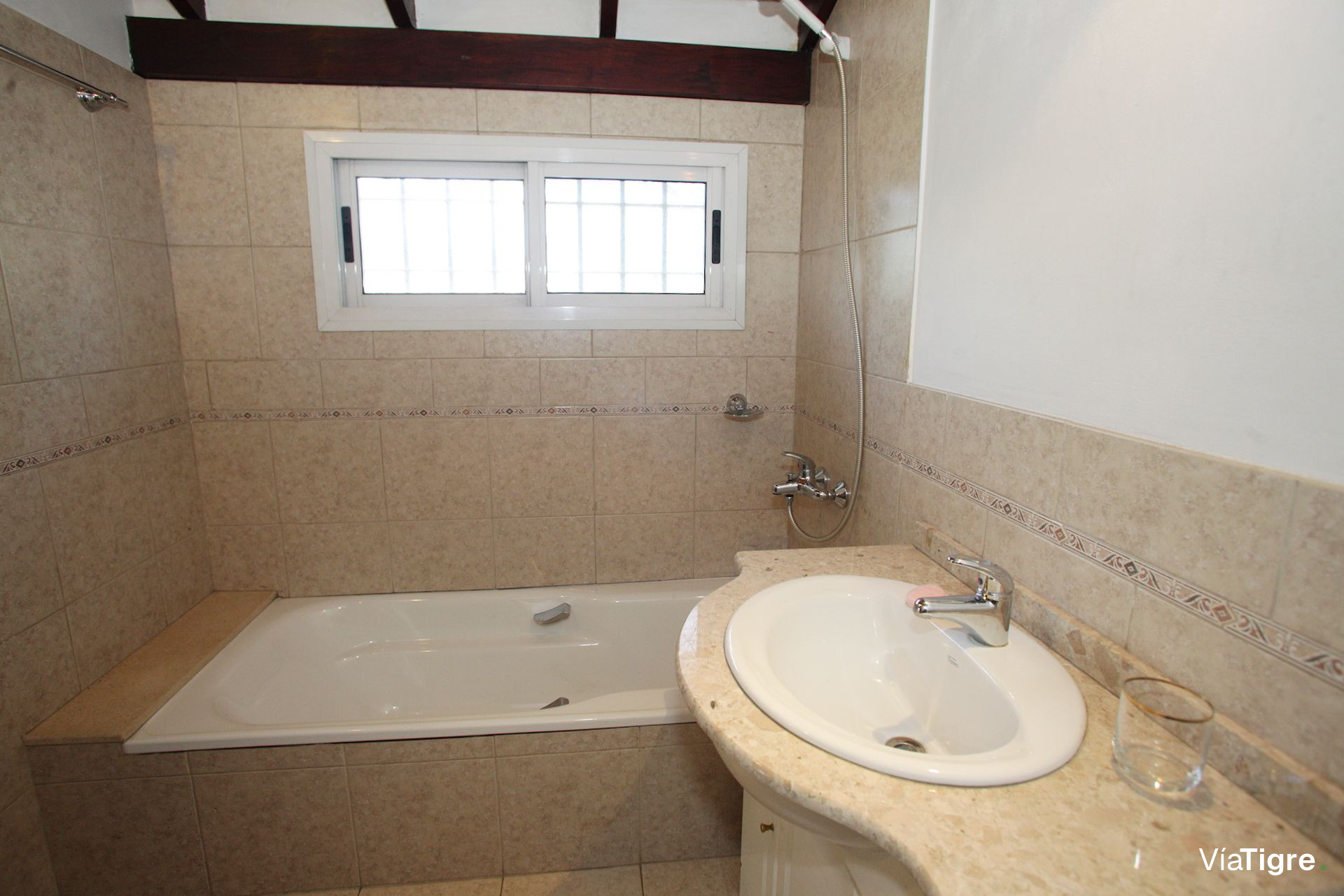 Venta Casa 4 Ambientes Con Jardin En Munro