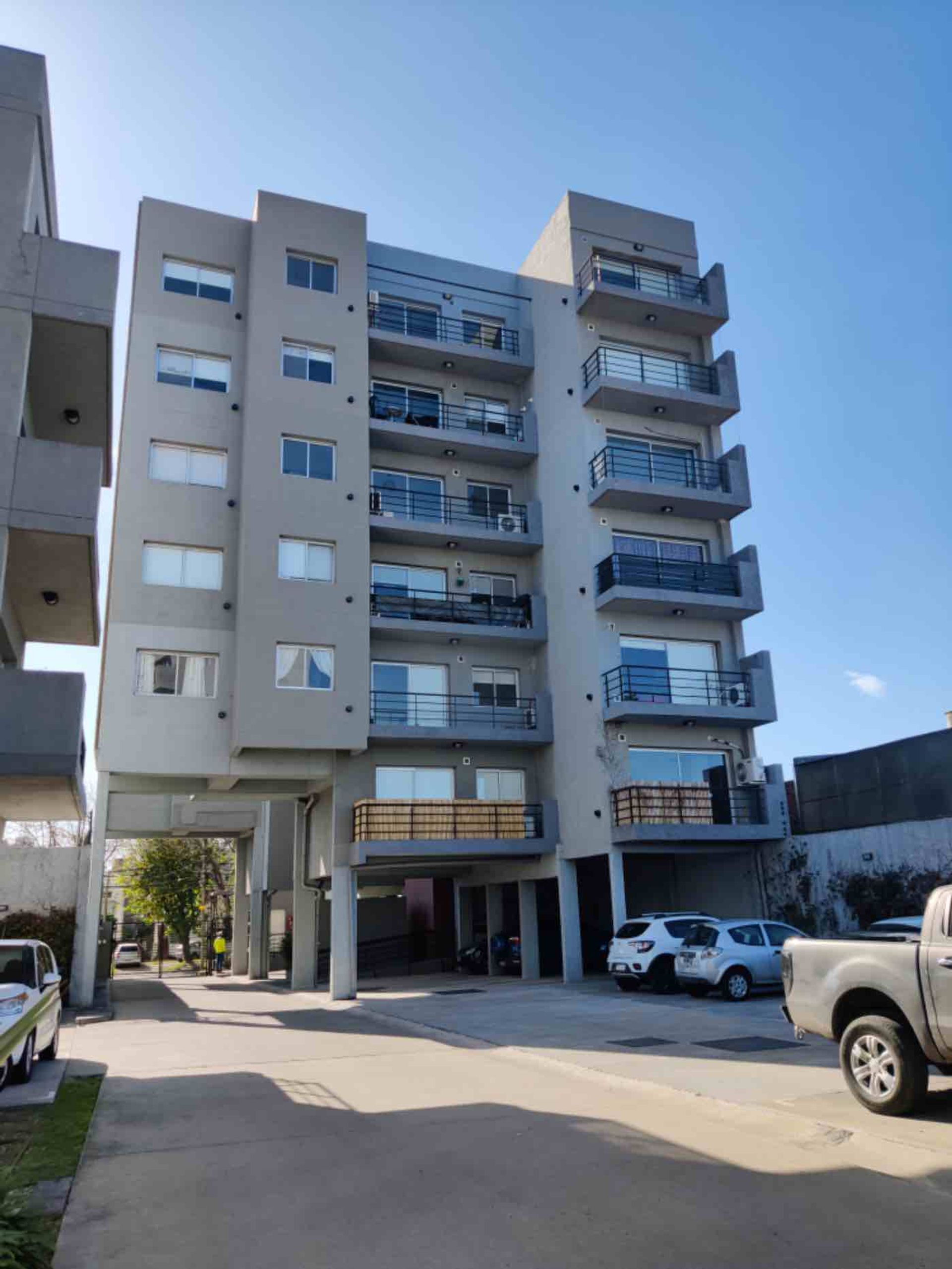 VENTA - PH 3 amb c/patio - Munro - Apto crédito
