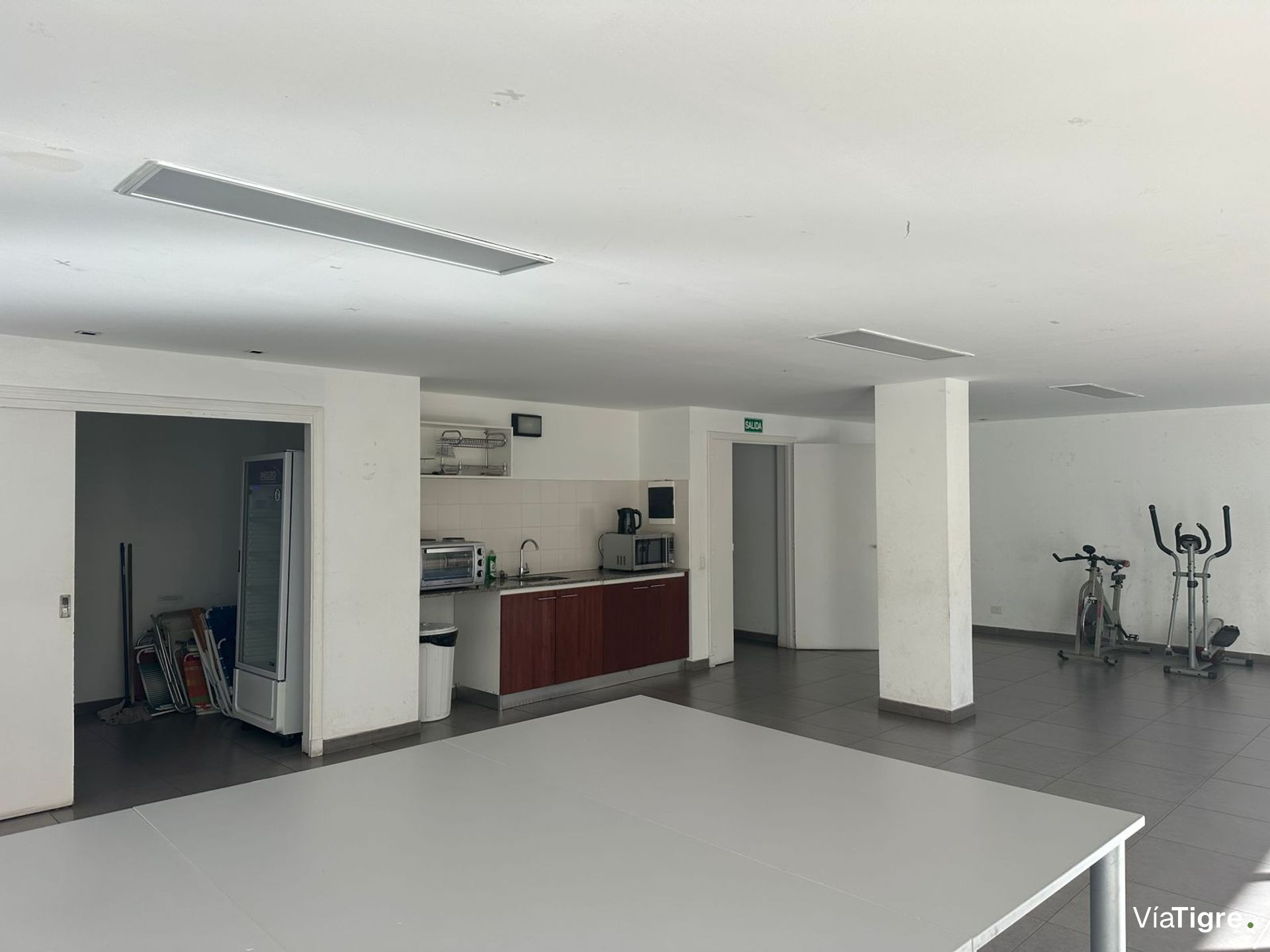 Hermoso Depto 3 Ambientes Con Balcón Florida Venta