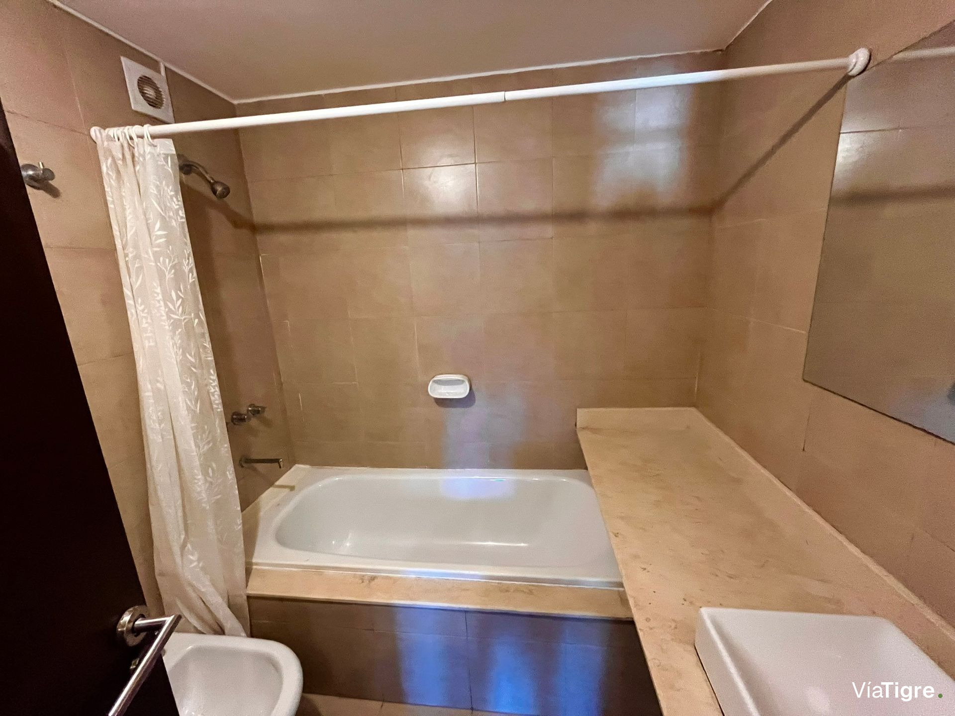 VENTA-Dúplex 4 amb, jardín - Beccar - Financiación
