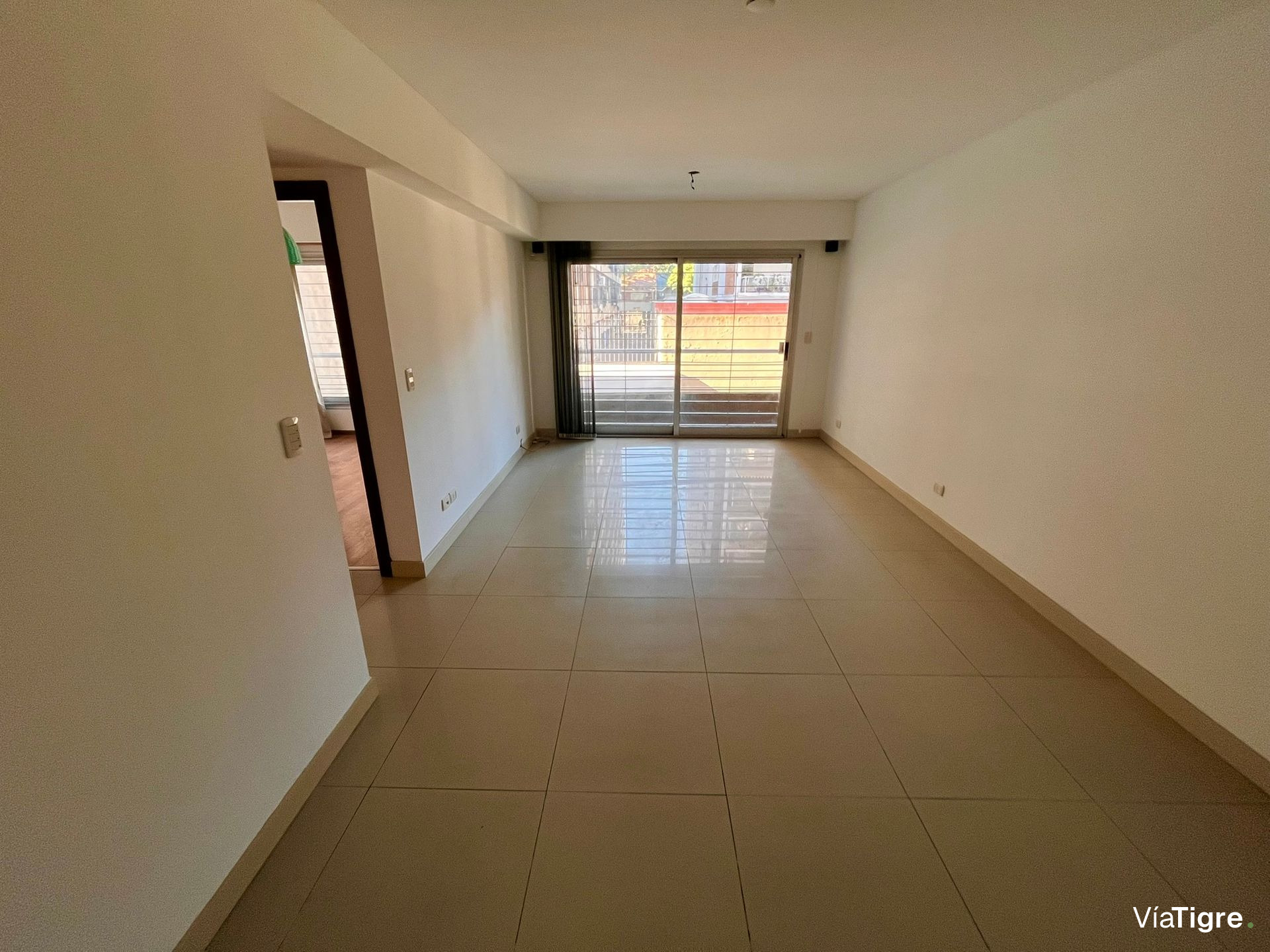 VENTA-Dúplex 4 amb, jardín - Beccar - Financiación
