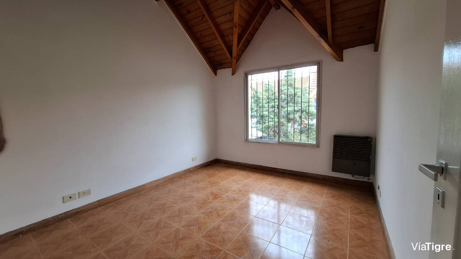VENTA-Dúplex 4 amb, jardín - Beccar - Financiación