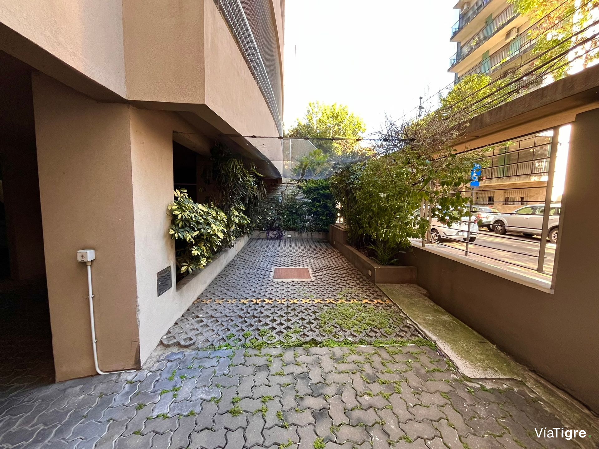 VENTA-Dúplex 4 amb, jardín - Beccar - Financiación