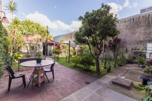 Vta En Bloque Vivienda Locales Cocheras Inversion