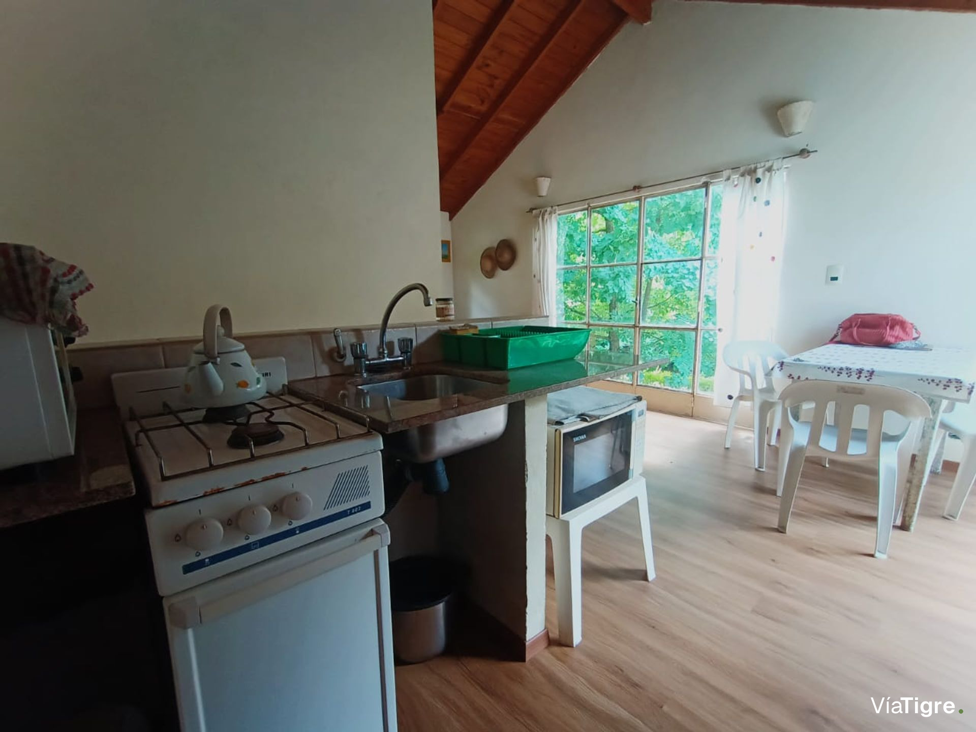 Venta Casa Delta a 10min de tierra, amoblada!