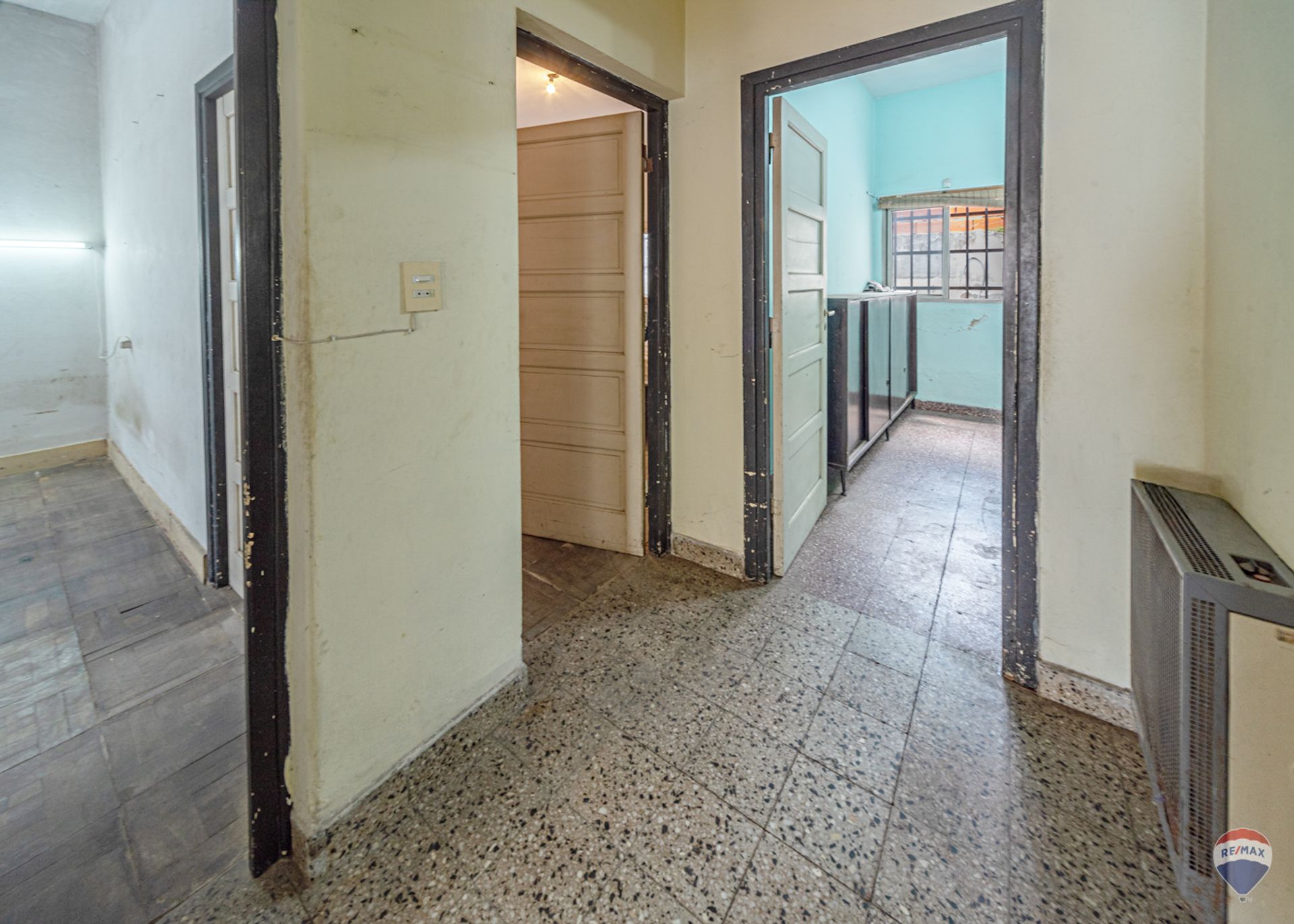 Venta casa 3 amb. a refaccionar Villa Martelli