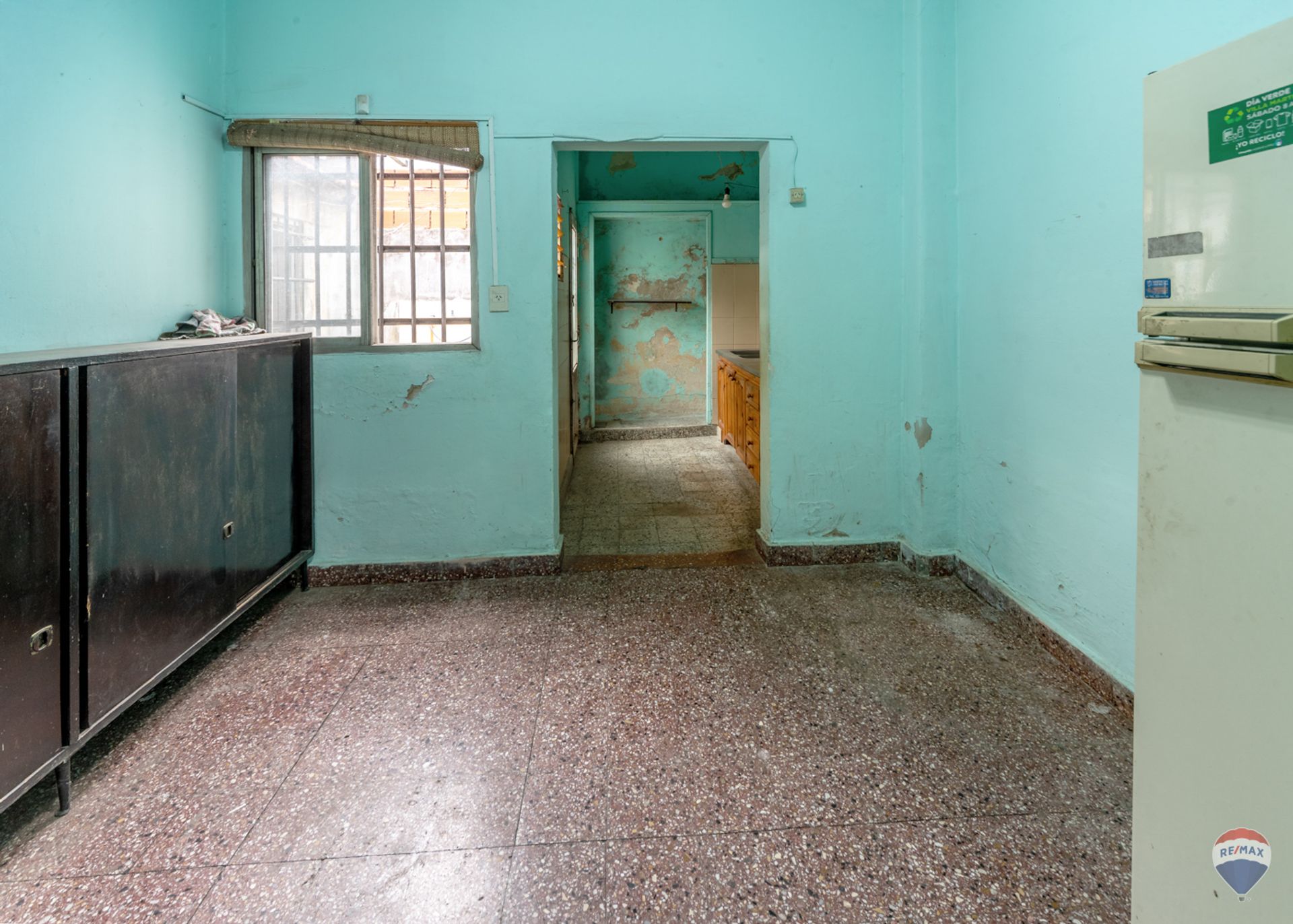 Venta casa 3 amb. a refaccionar Villa Martelli