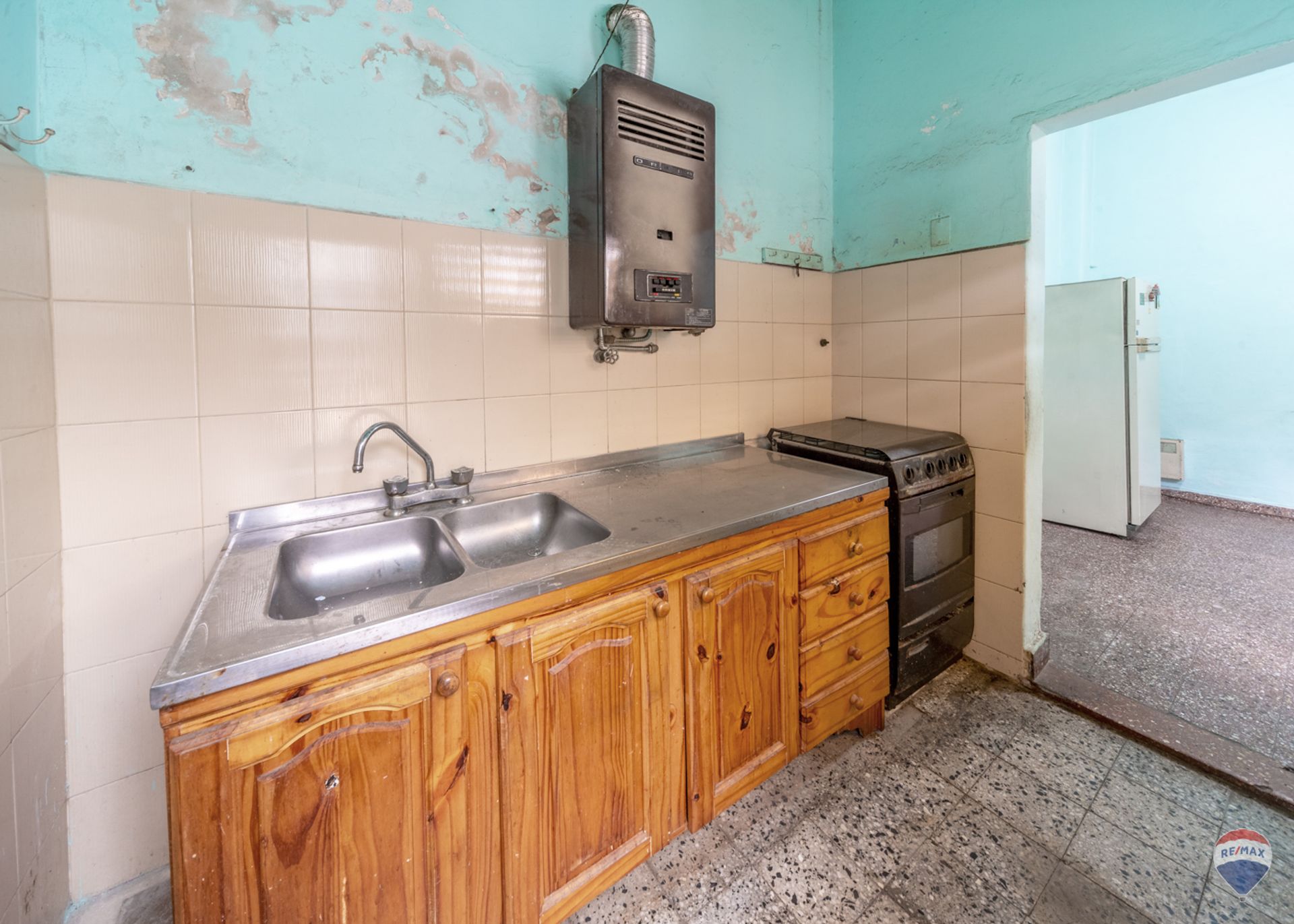 Venta casa 3 amb. a refaccionar Villa Martelli
