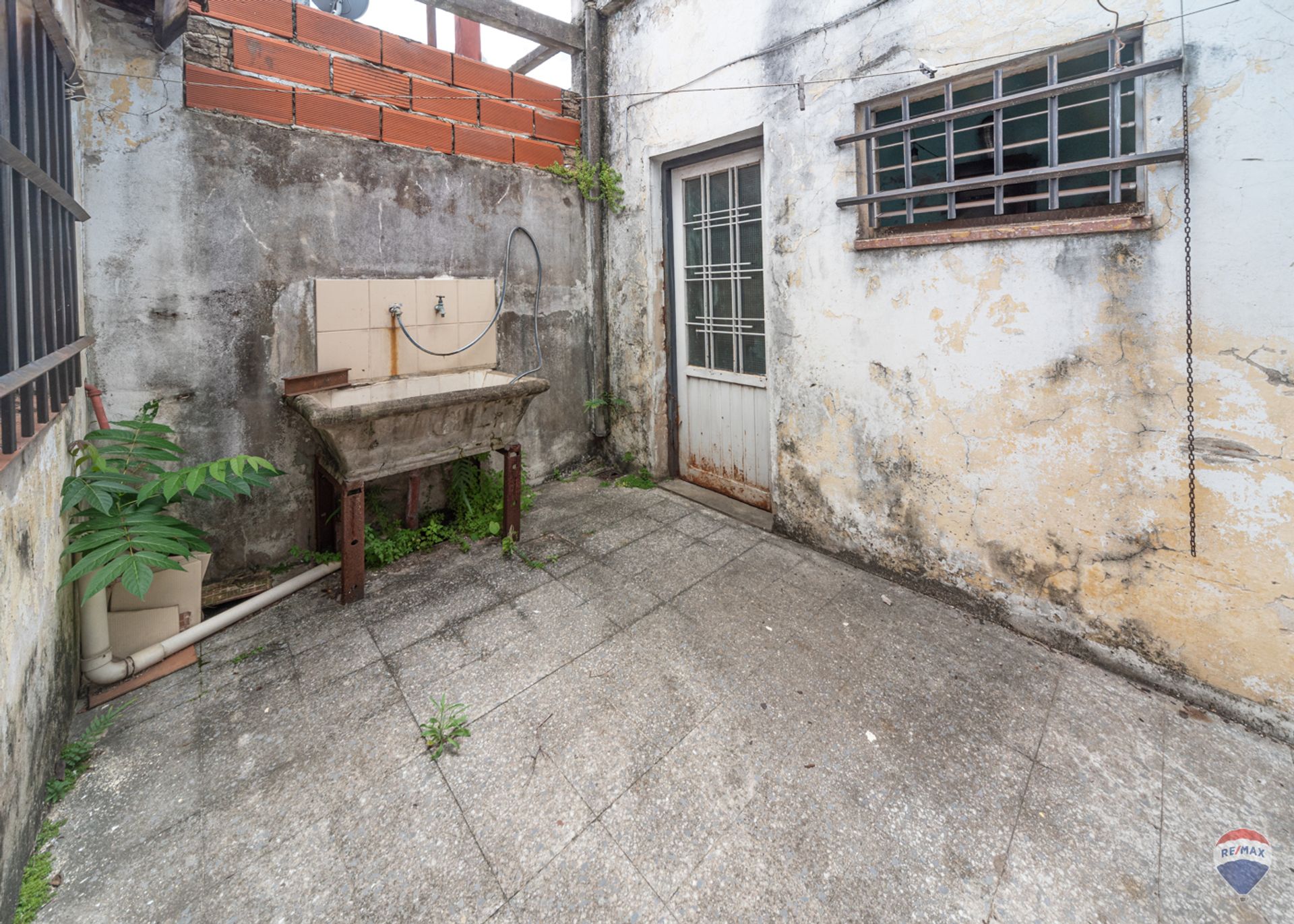 Venta casa 3 amb. a refaccionar Villa Martelli