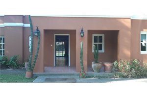 Short-term Rental House 5 Rooms Don Torcuato Pileta
