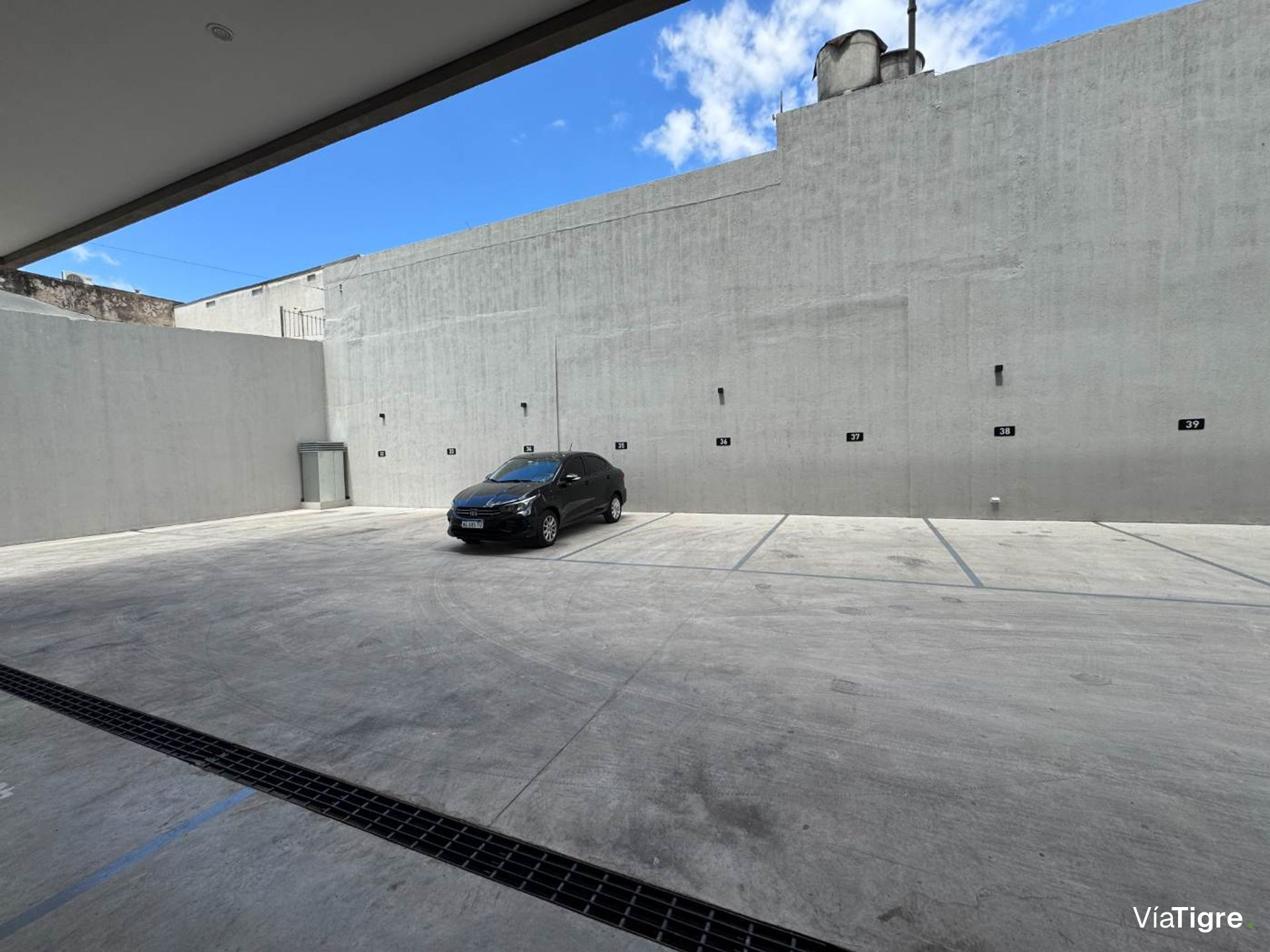 Venta 2 Ambientes Vista Balcon Cochera Amenities