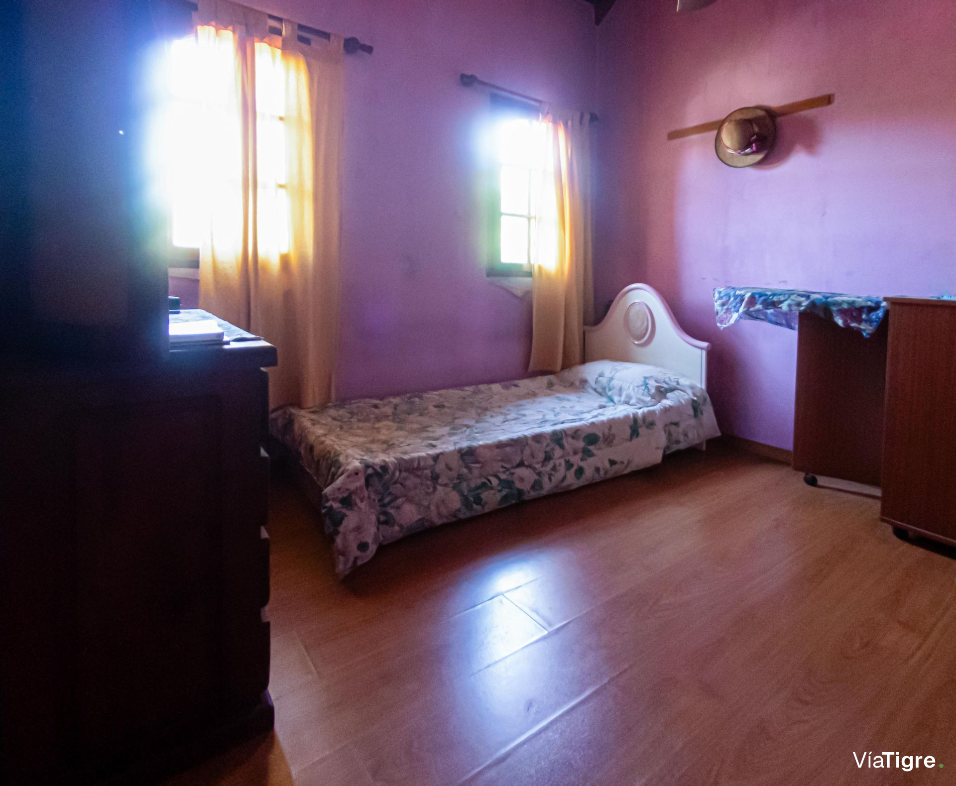 Venta casa con gran jardín y quincho - Pacheco -